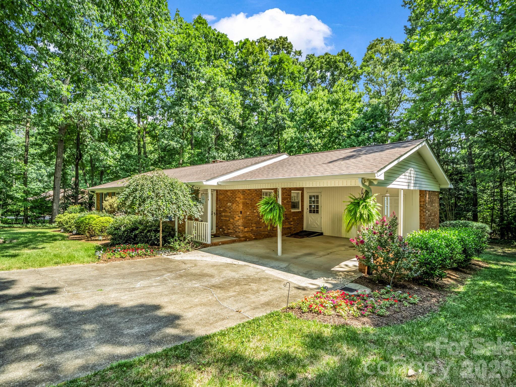 104 Dill Circle