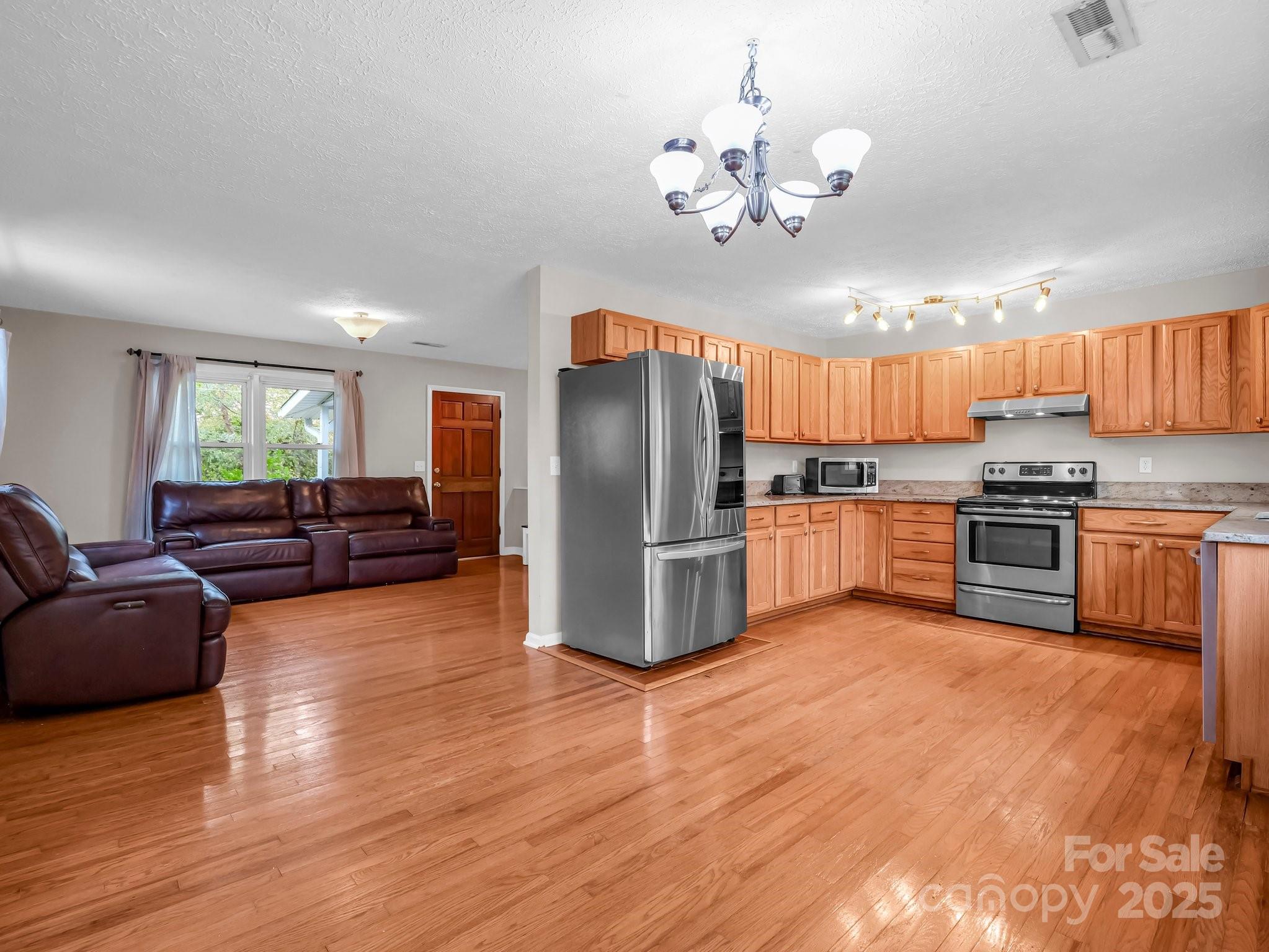 200 Frost Road