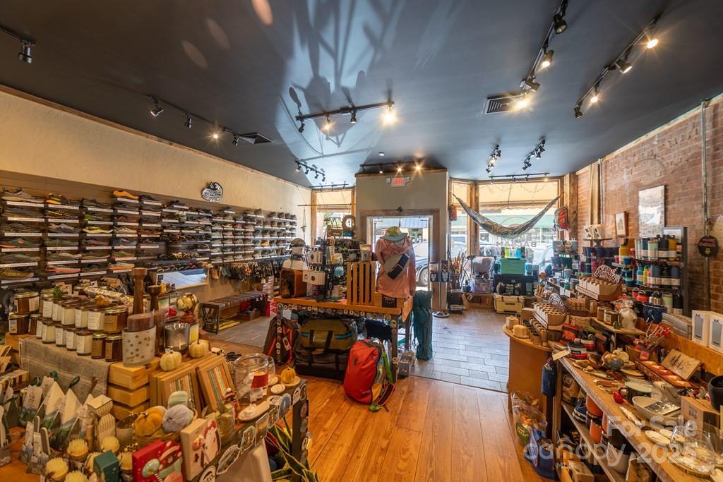 562 W Main Street