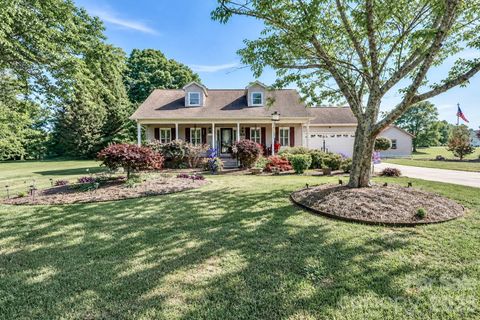 108 Garrison Drive Statesville NC 28677