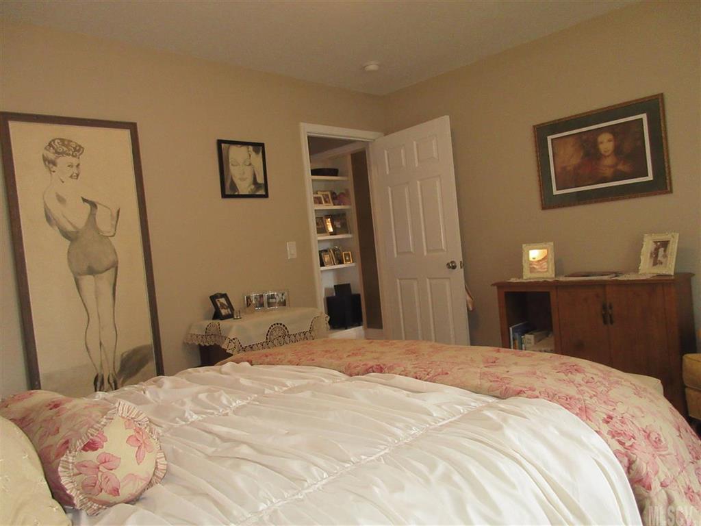 Pipers Ridge - Residential