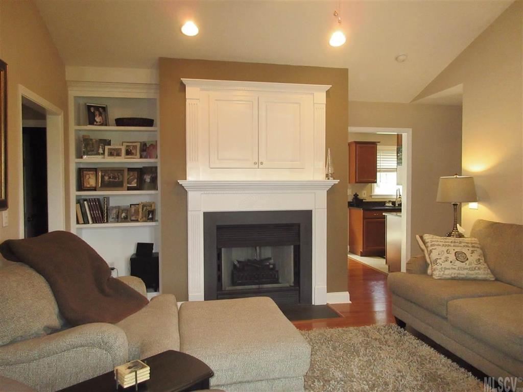 Pipers Ridge - Residential