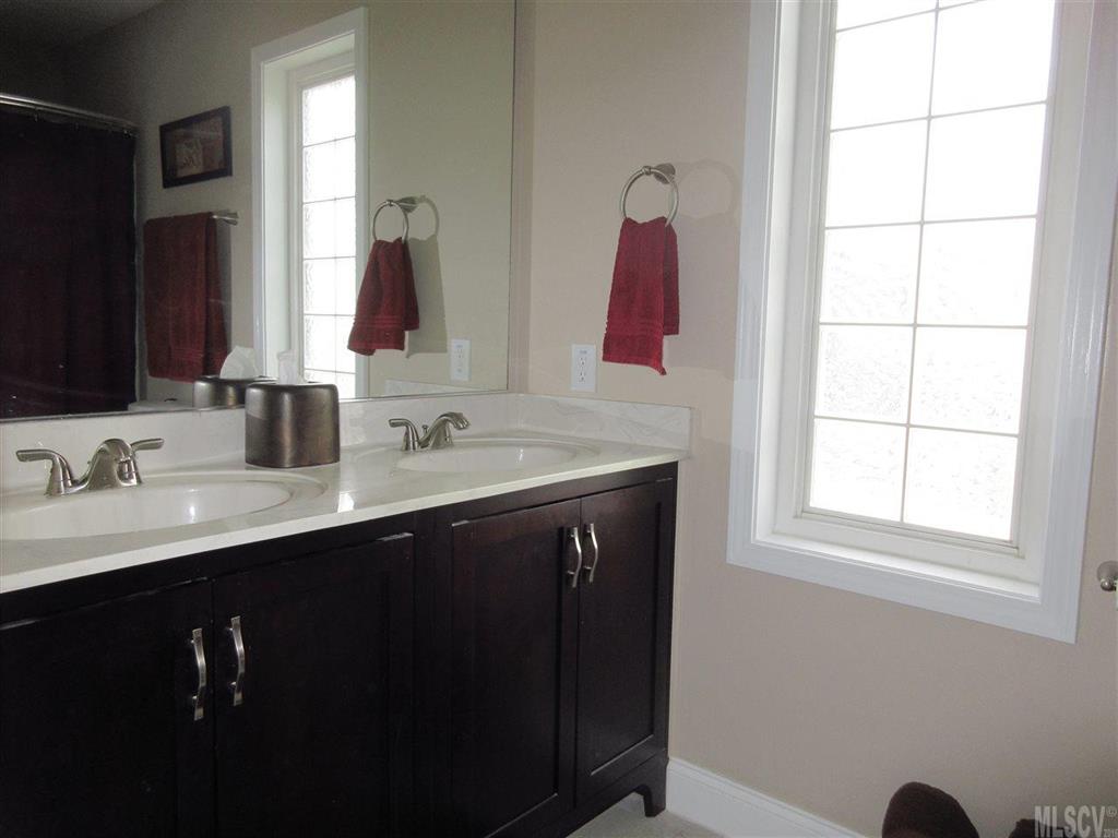 Pipers Ridge - Residential