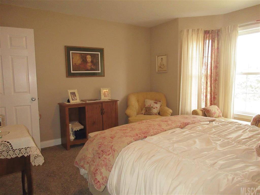 Pipers Ridge - Residential