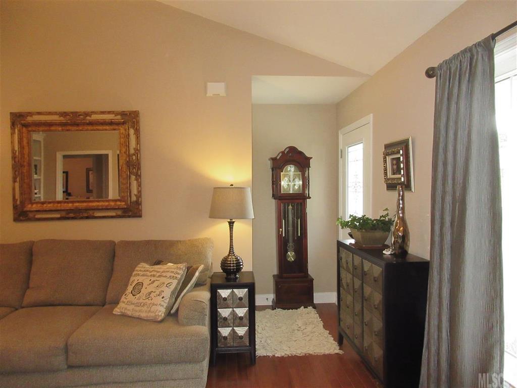 Pipers Ridge - Residential