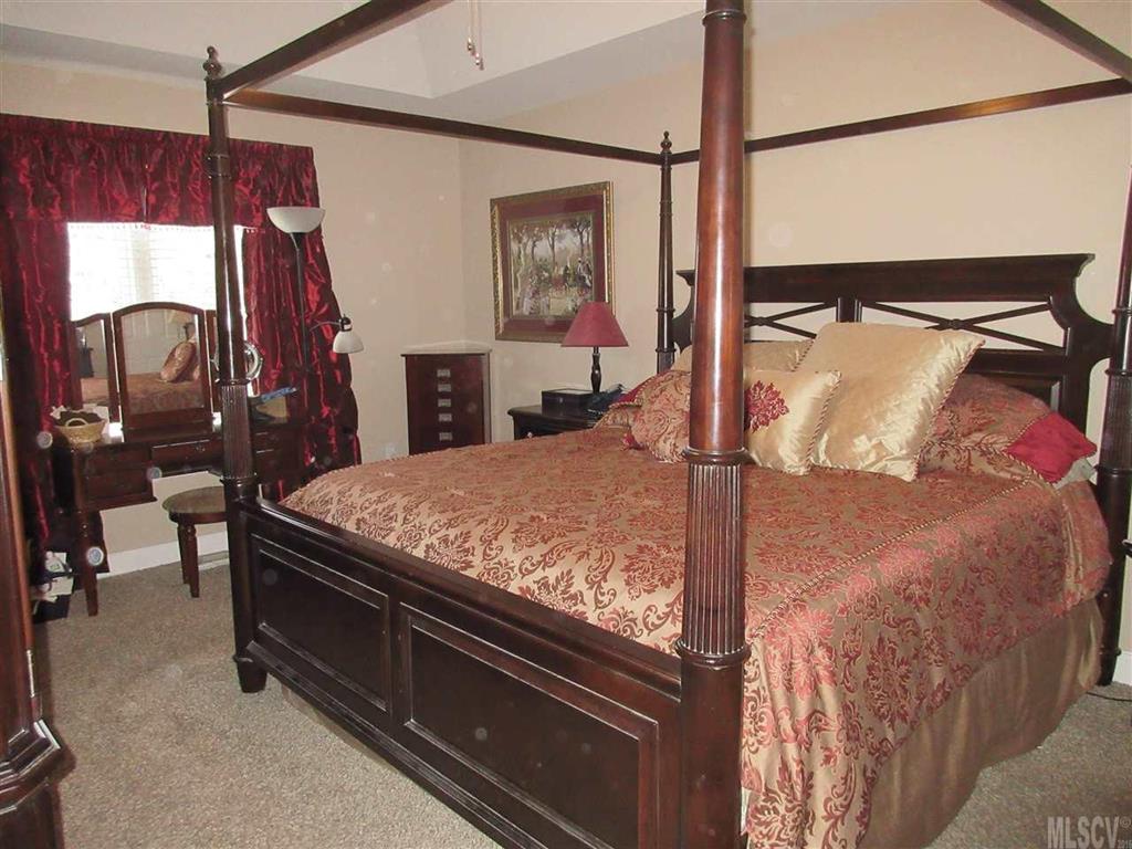 Pipers Ridge - Residential