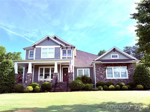 Photo of 1077 Wessington Manor Lane, Fort Mill, SC 29715 (MLS # 4379642)