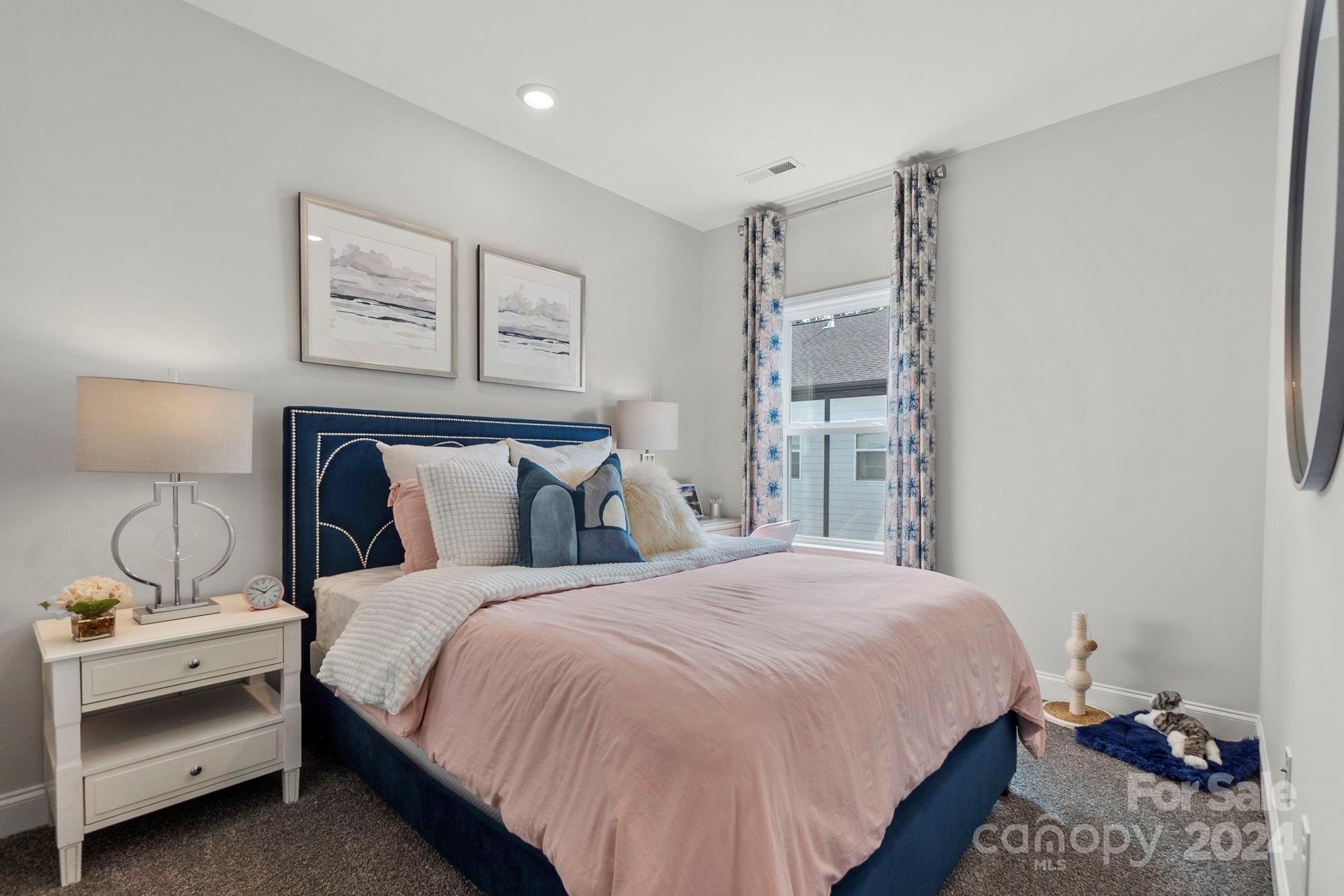 Mineral Springs - Residential