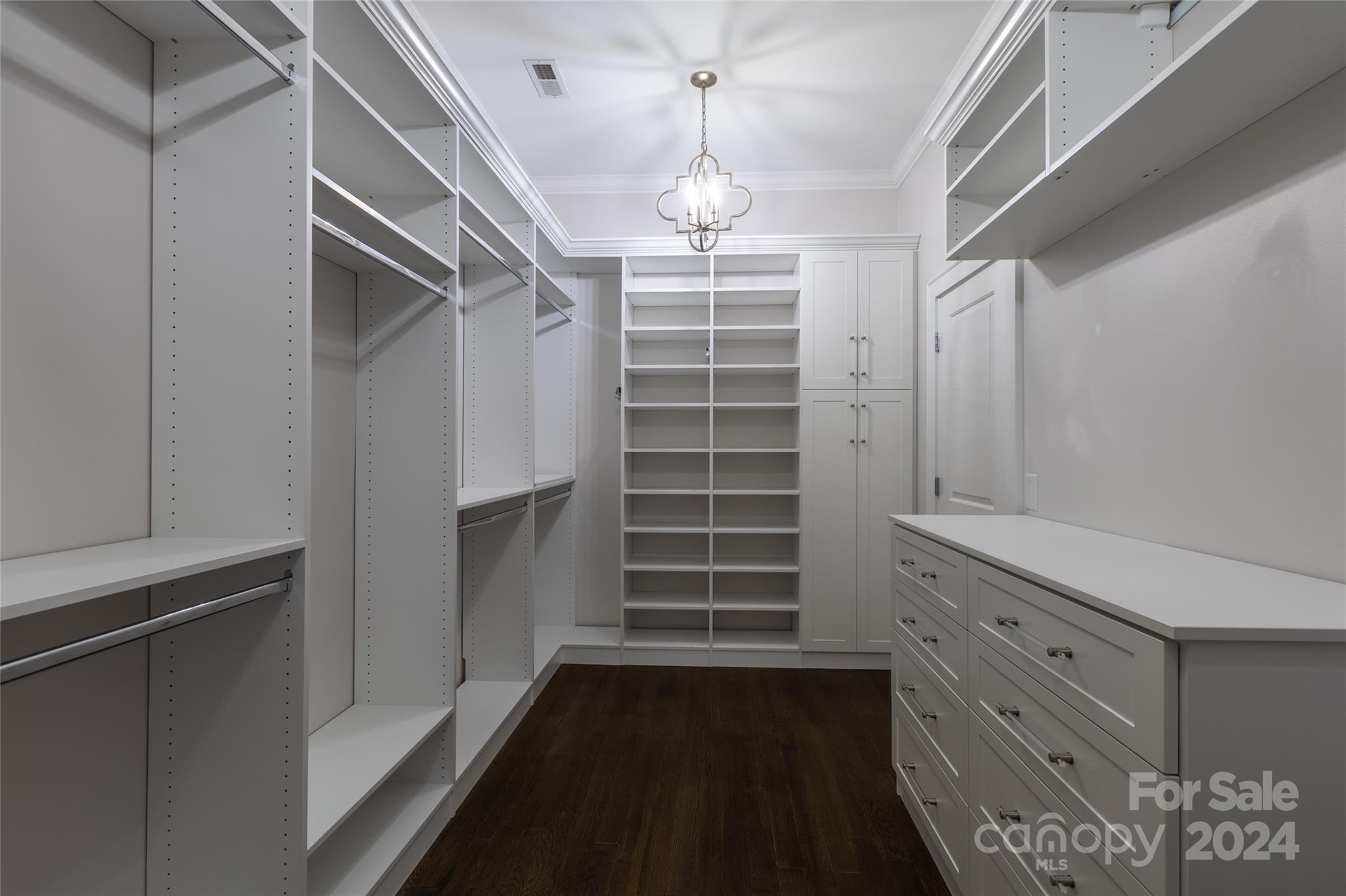 Oak Hollow - Residential