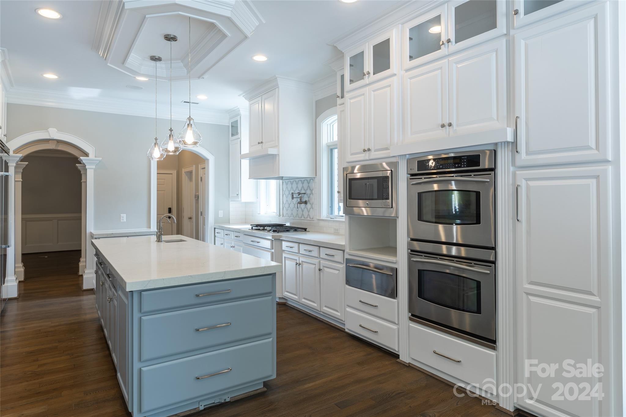 Oak Hollow - Residential