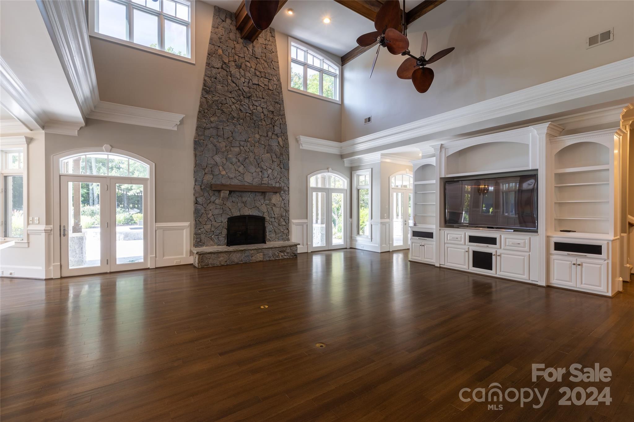 Oak Hollow - Residential