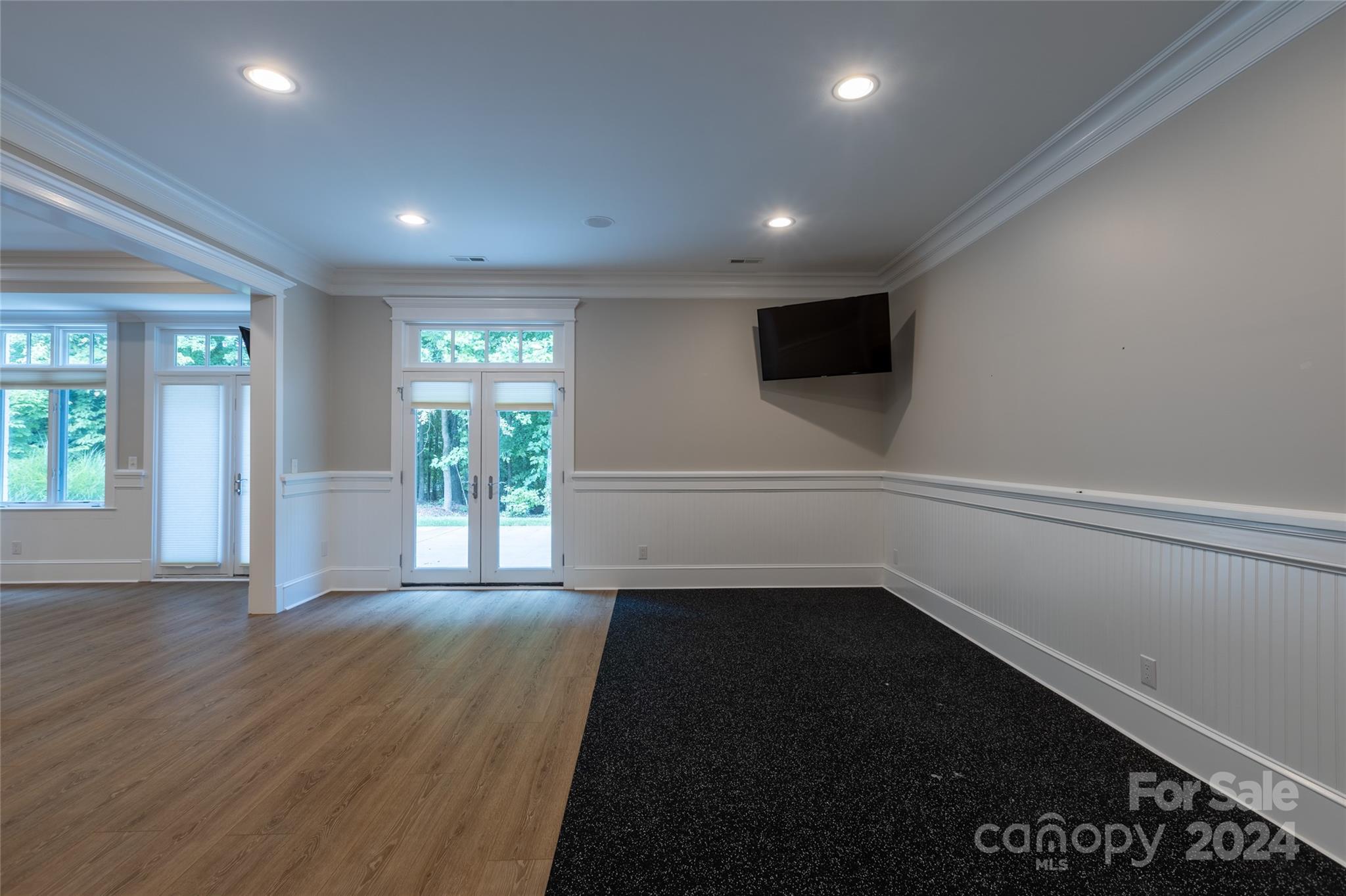 Oak Hollow - Residential