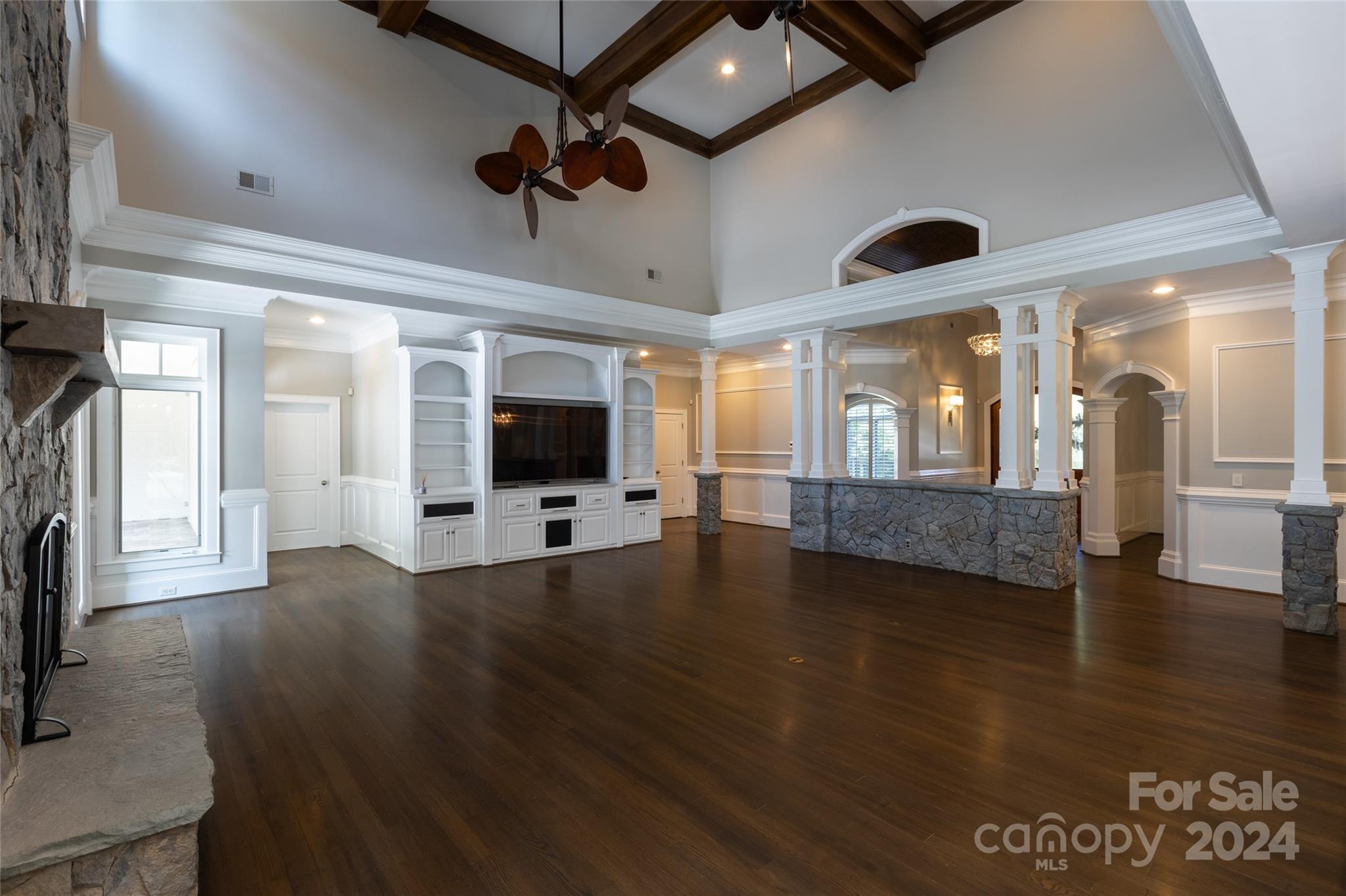 Oak Hollow - Residential