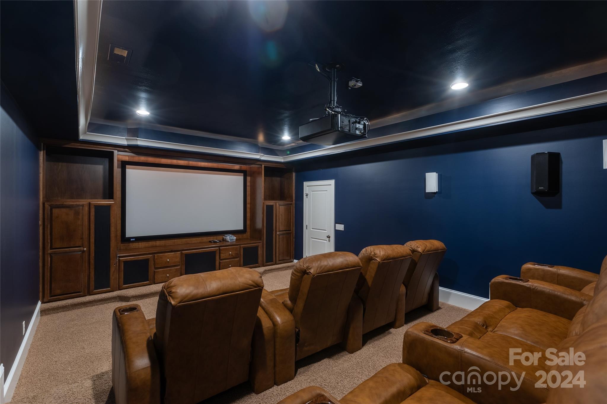 Oak Hollow - Residential