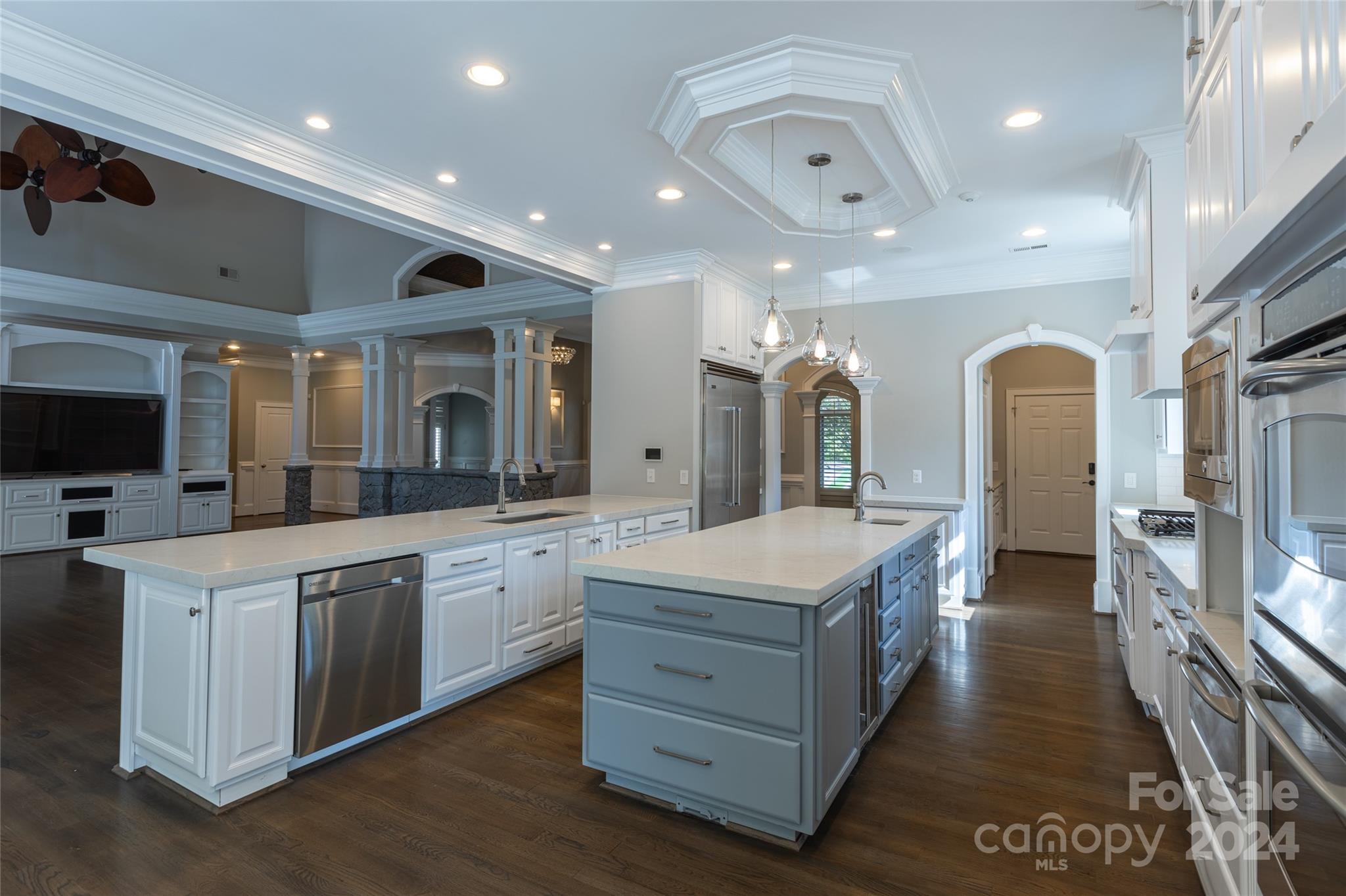 Oak Hollow - Residential