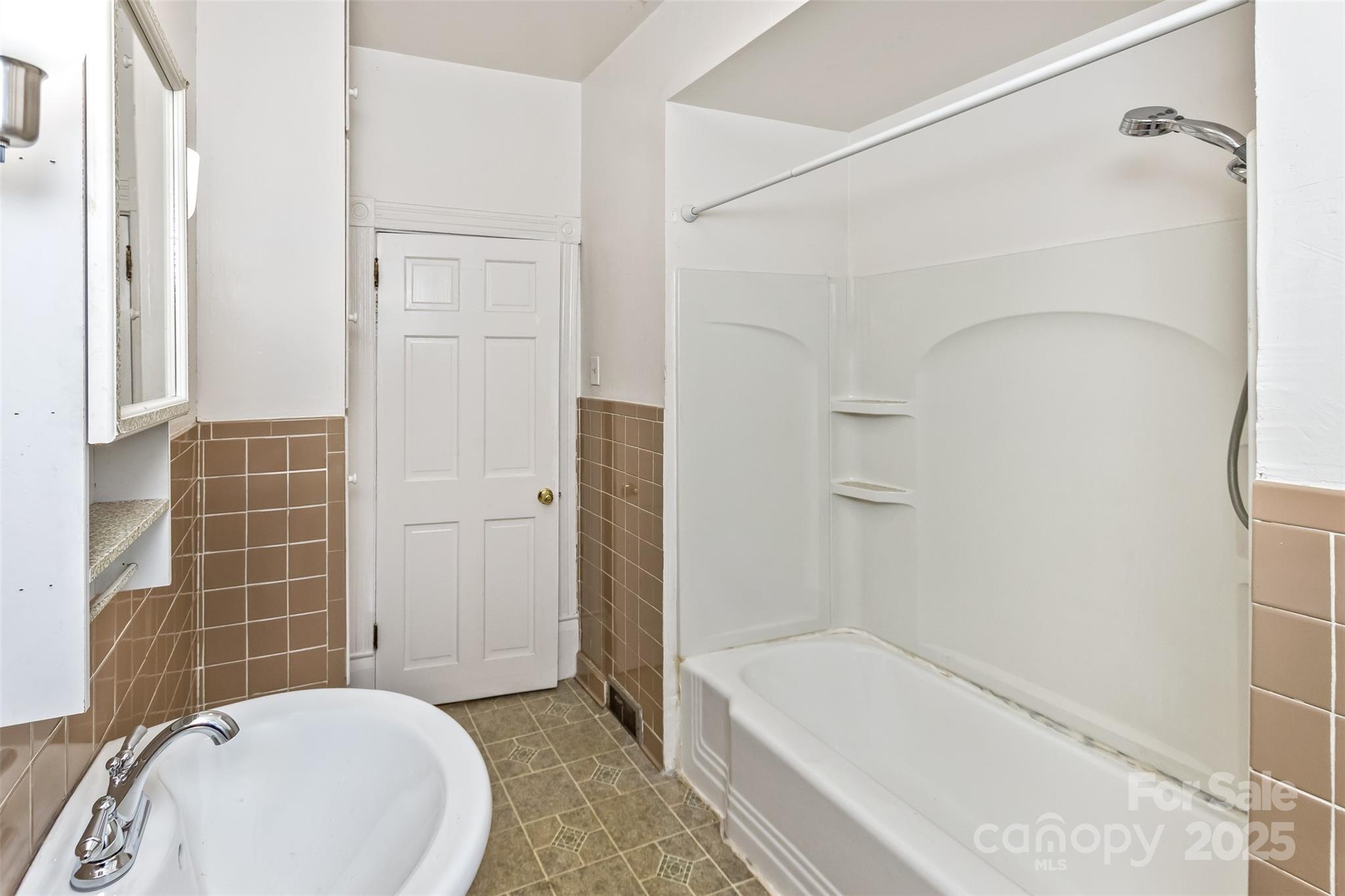 Fibreville-Skyland Terrace - Residential