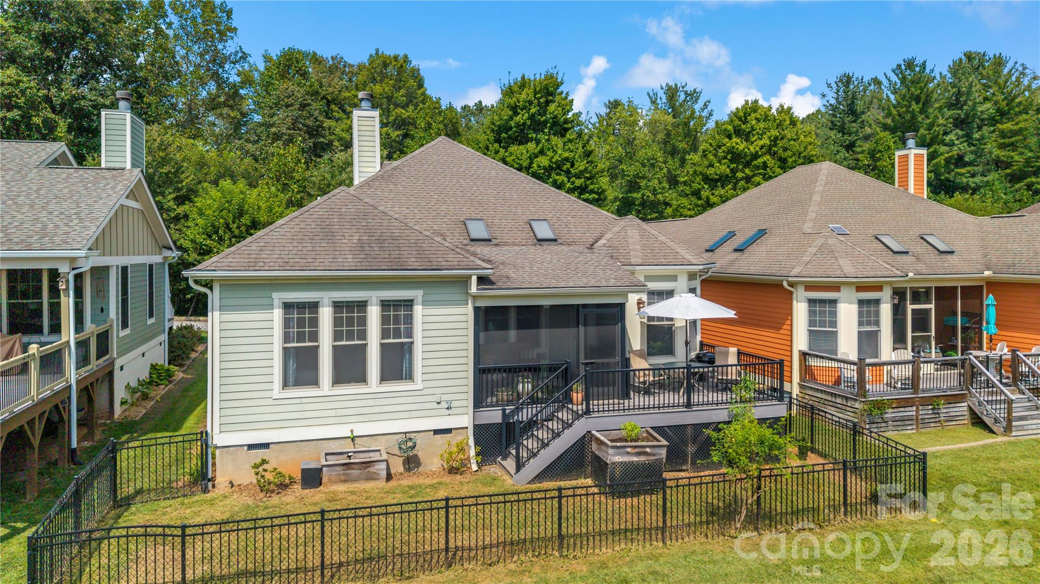 27 Dreambird Drive