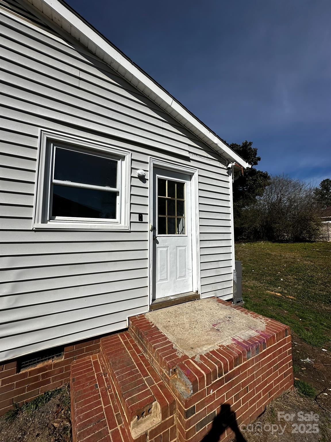 3048 Marigold Lane