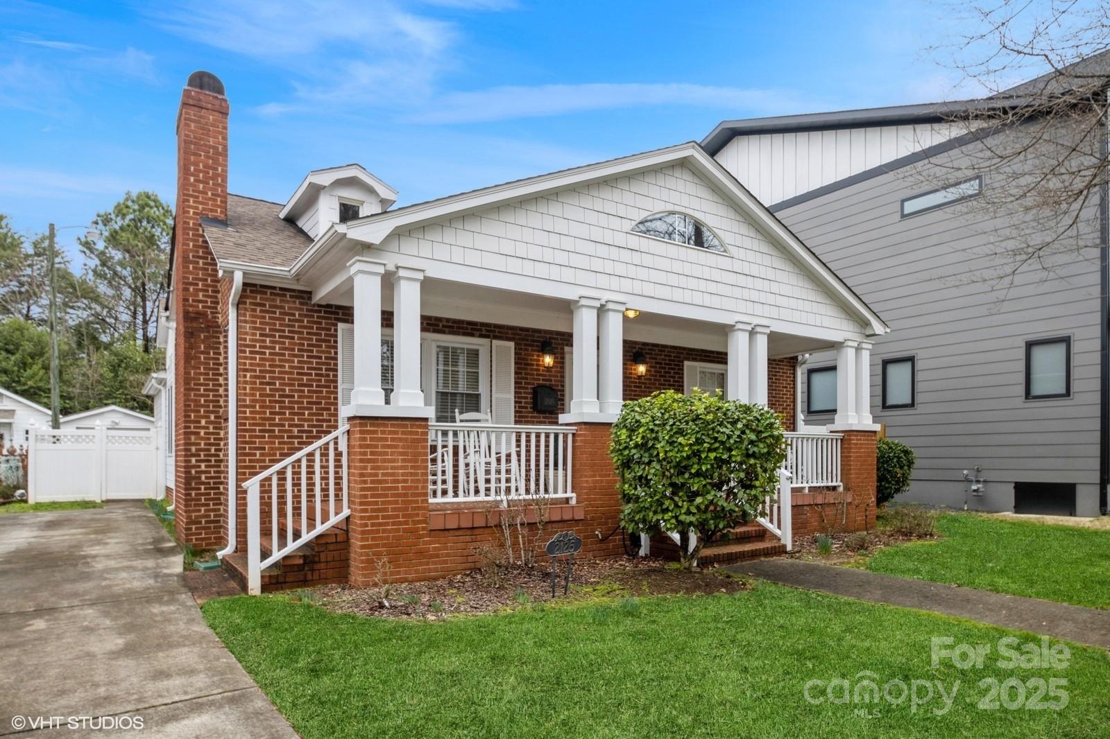 2125 Shenandoah Avenue