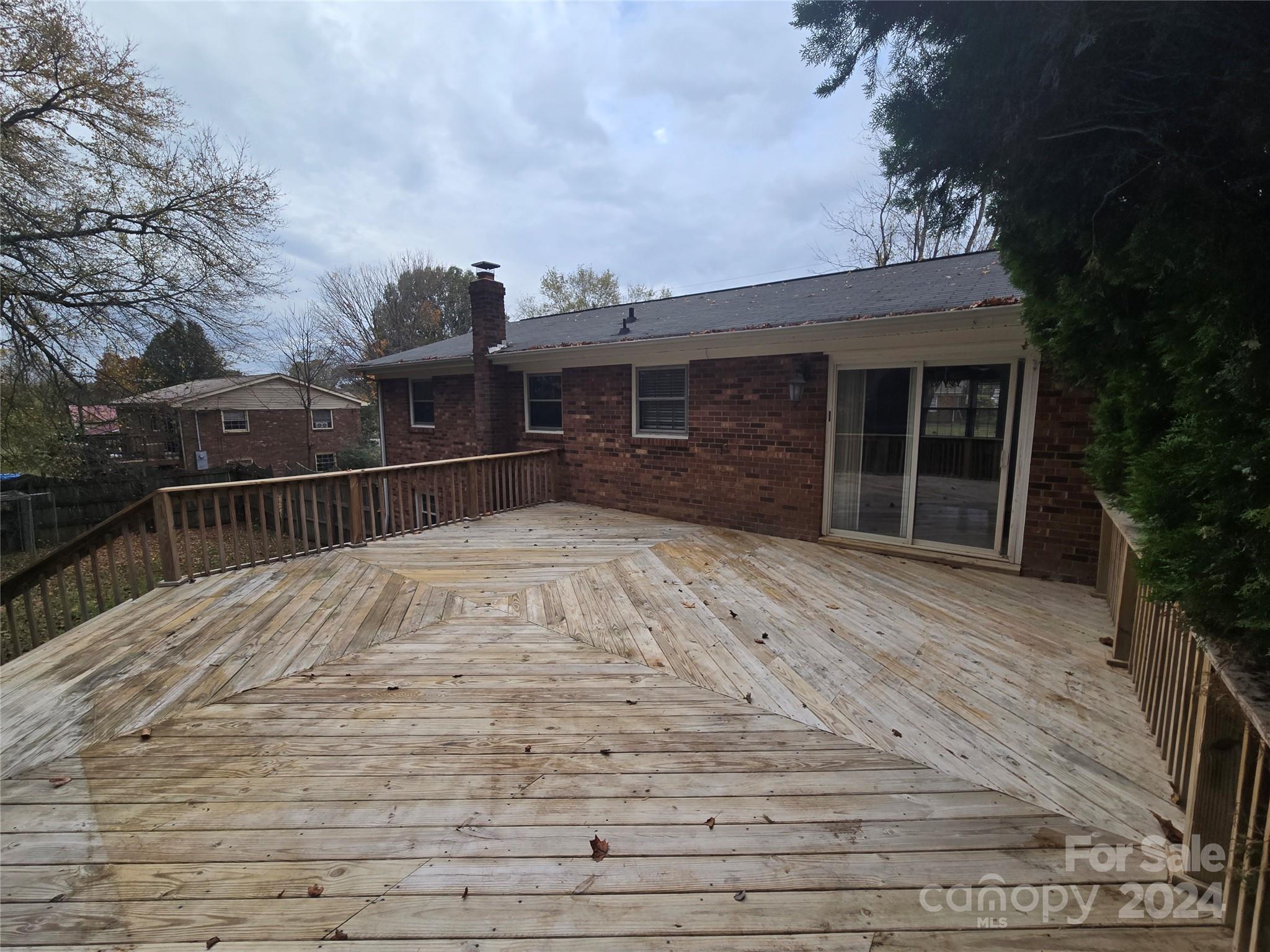 Landsdowne - Residential