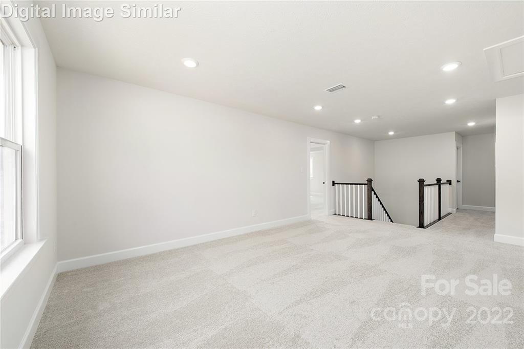 SPRINGSHIRE CREEK - Residential