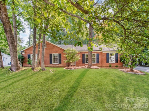 Photo of 6821 Old Post Road, Charlotte, NC 28212 (MLS # 4426020)