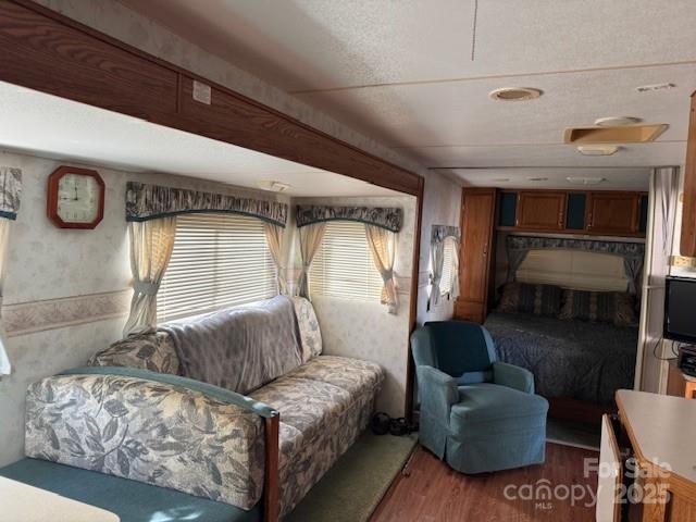 Twin Harbor - Residential