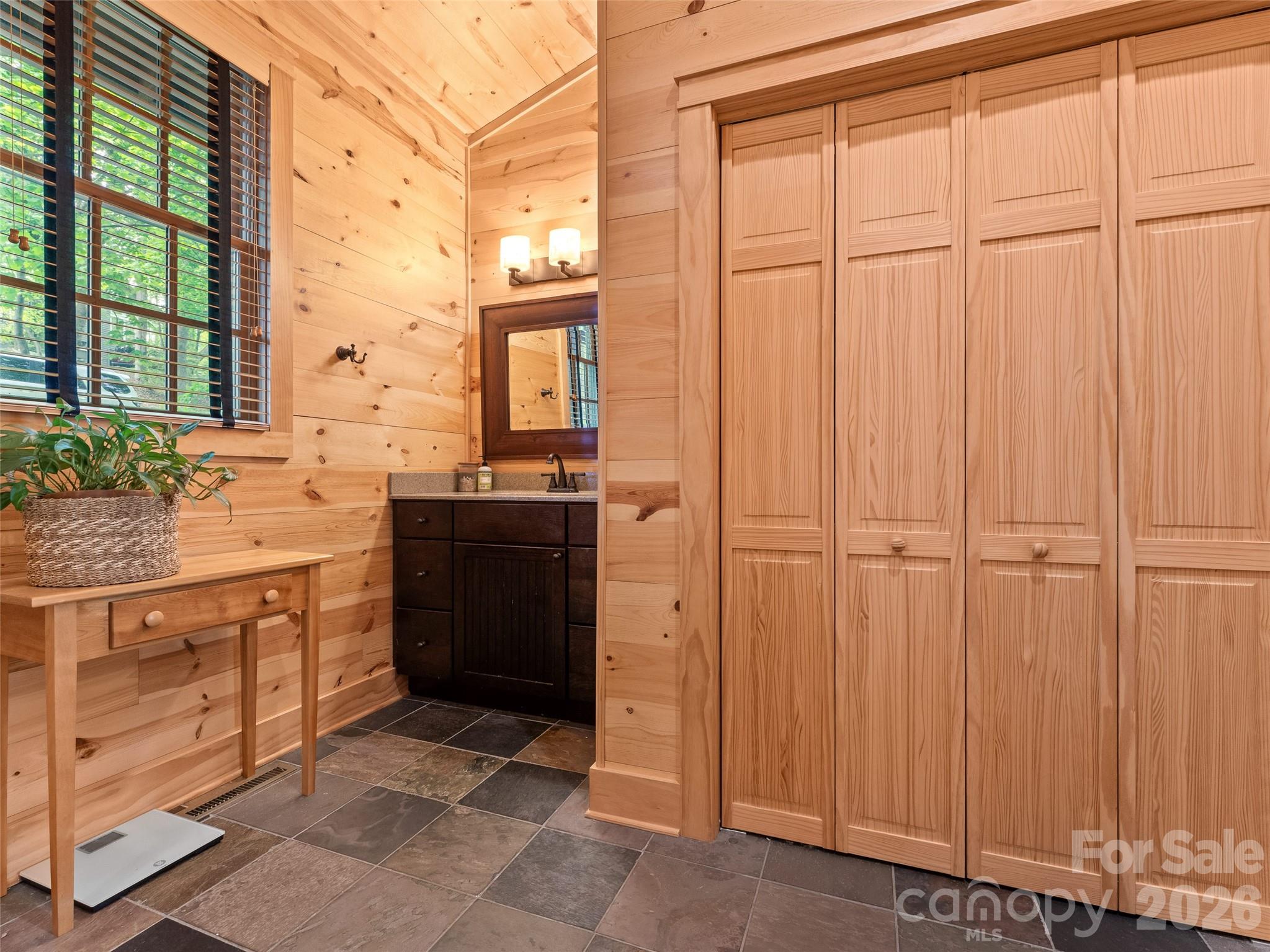 Laurel Mountain - Residential
