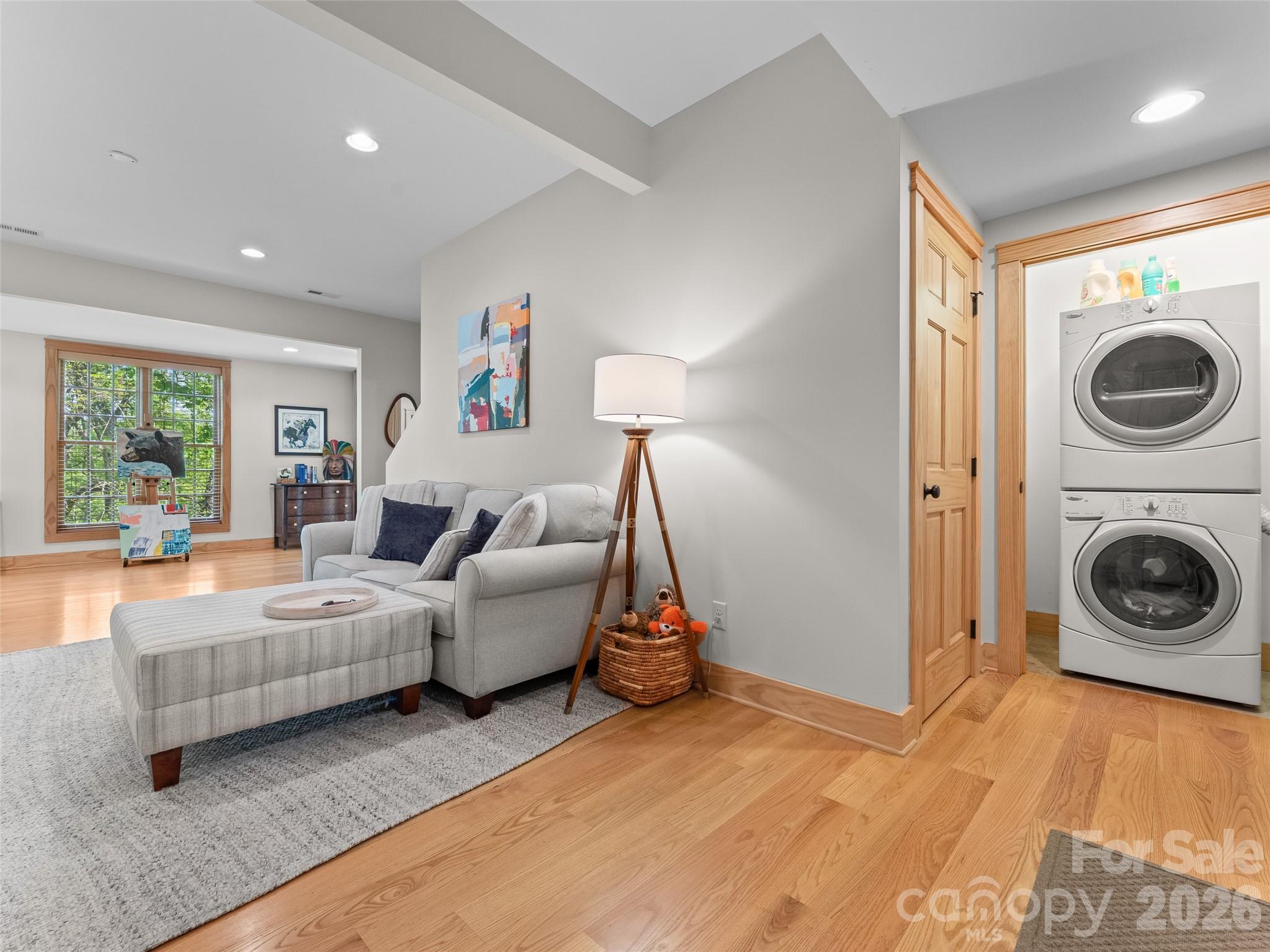 Laurel Mountain - Residential