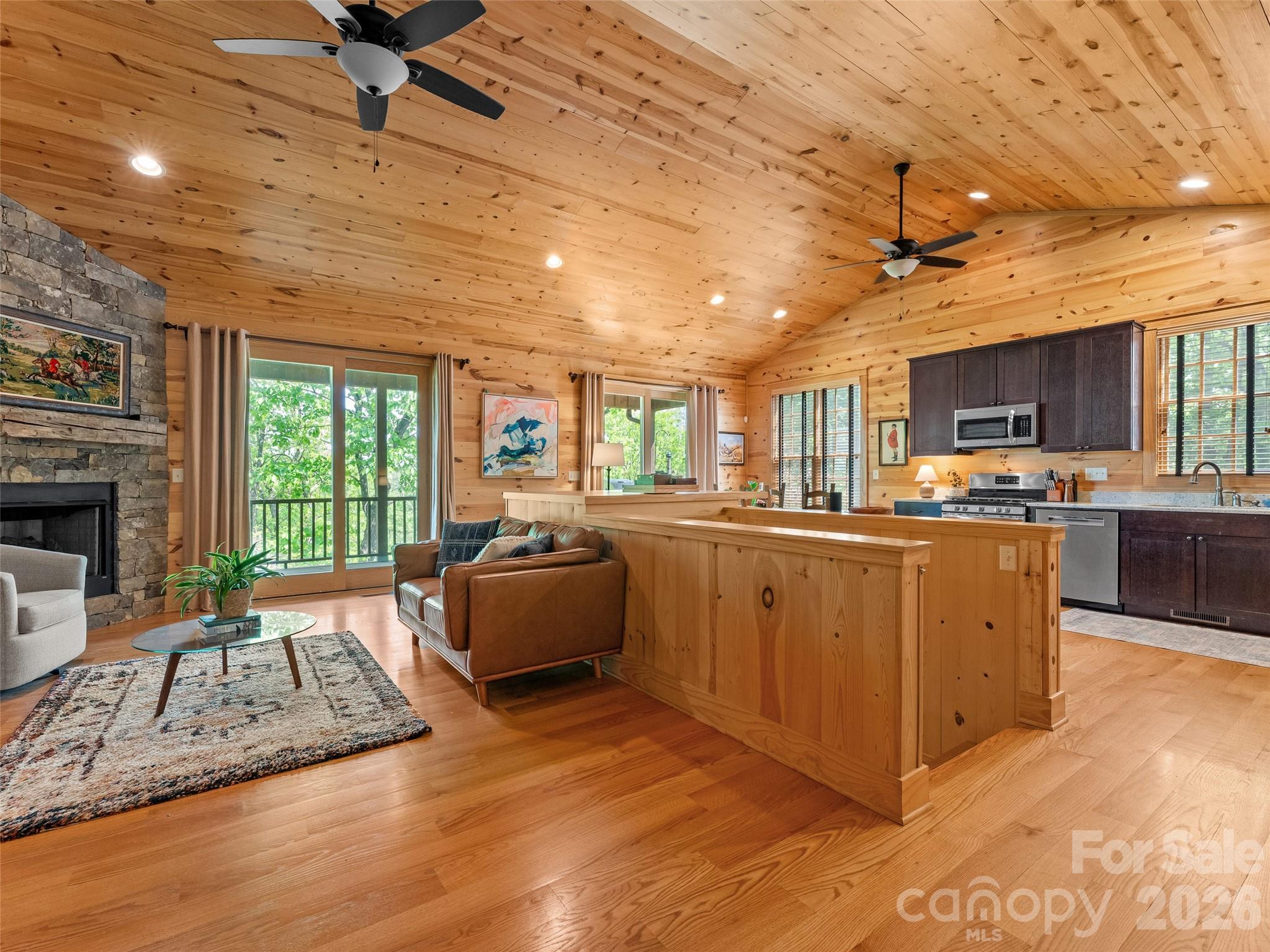 350 Laurel Mountain Trail