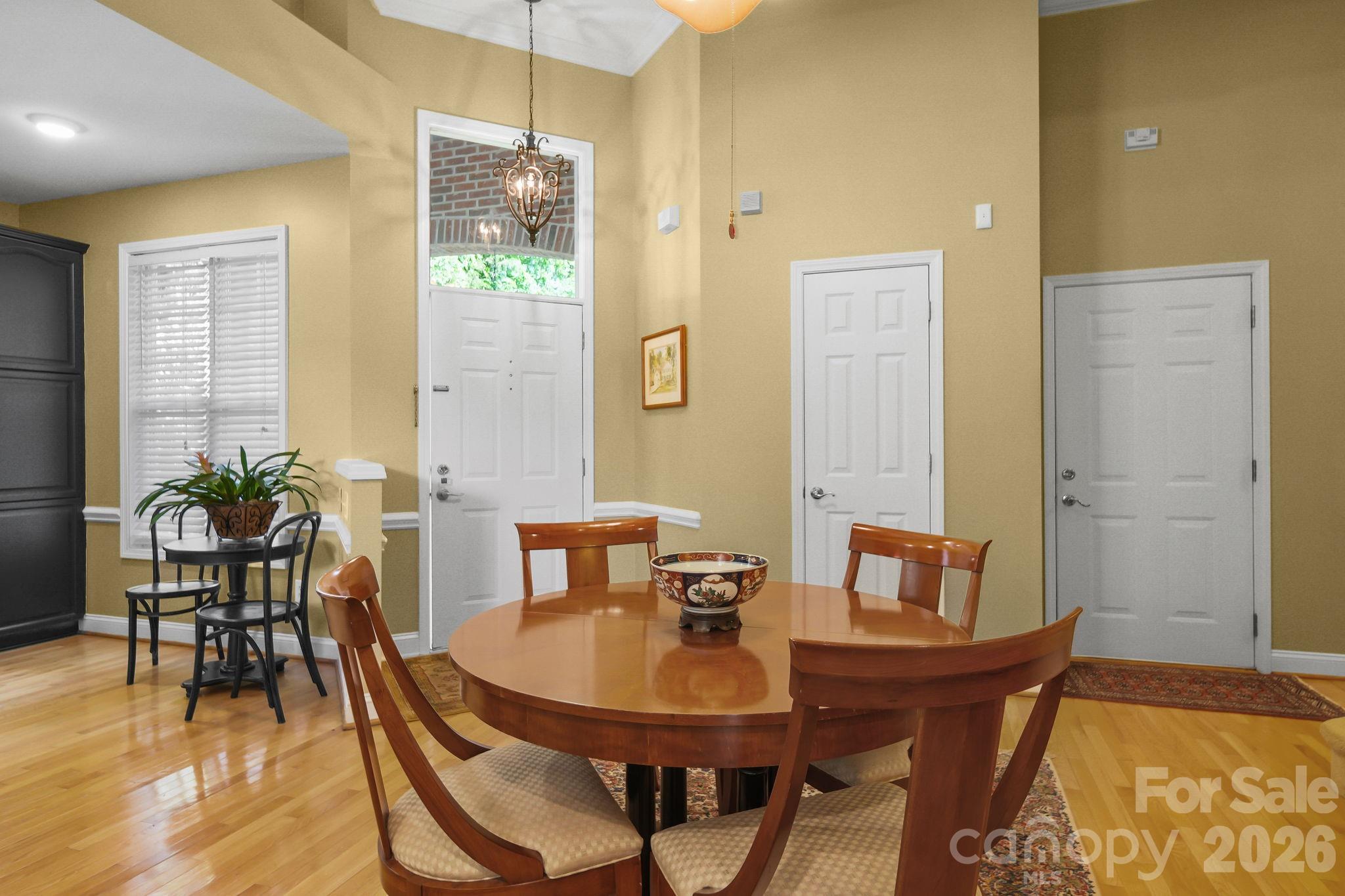 Mint Lake Village - Residential