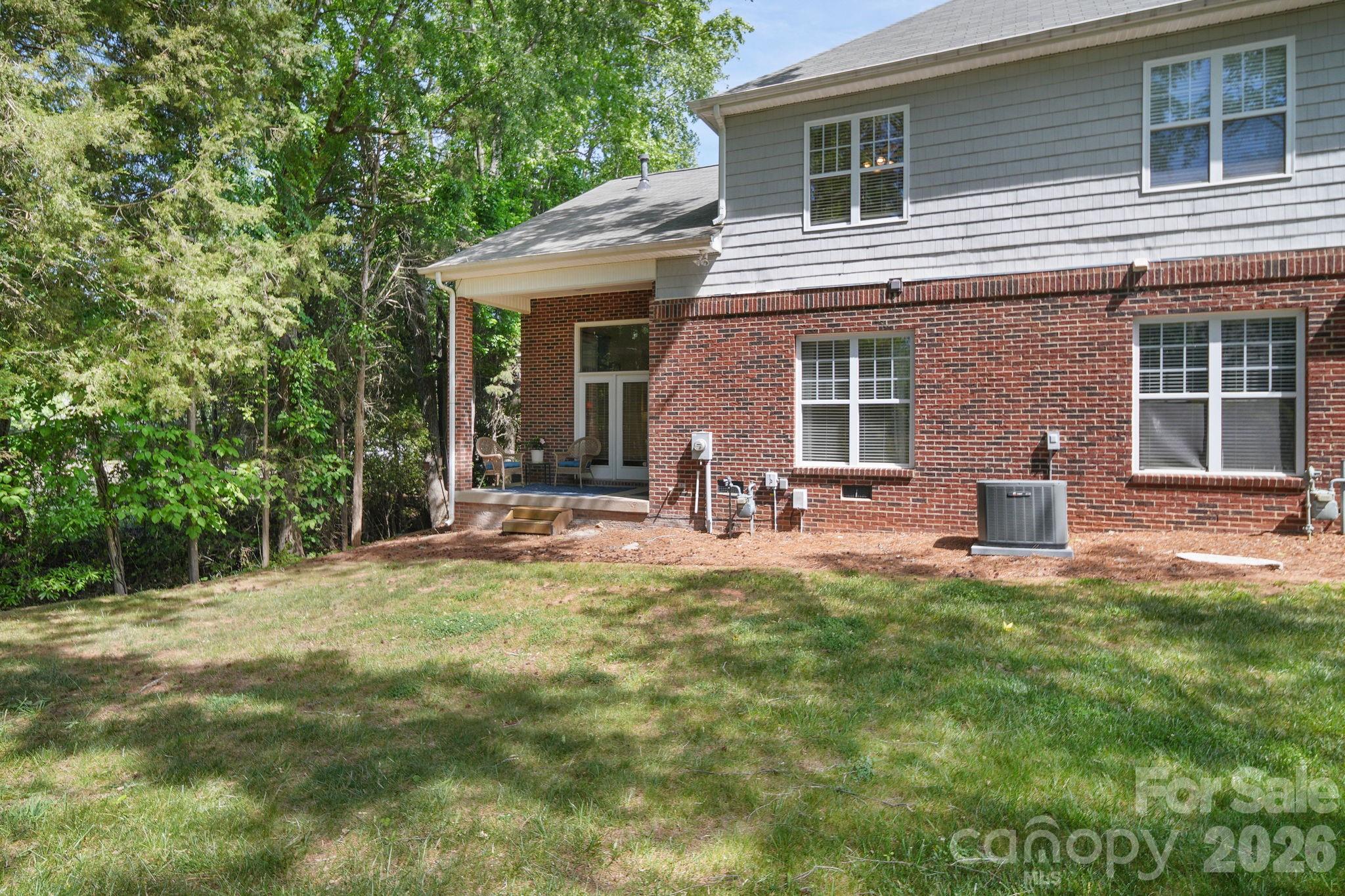 Mint Lake Village - Residential