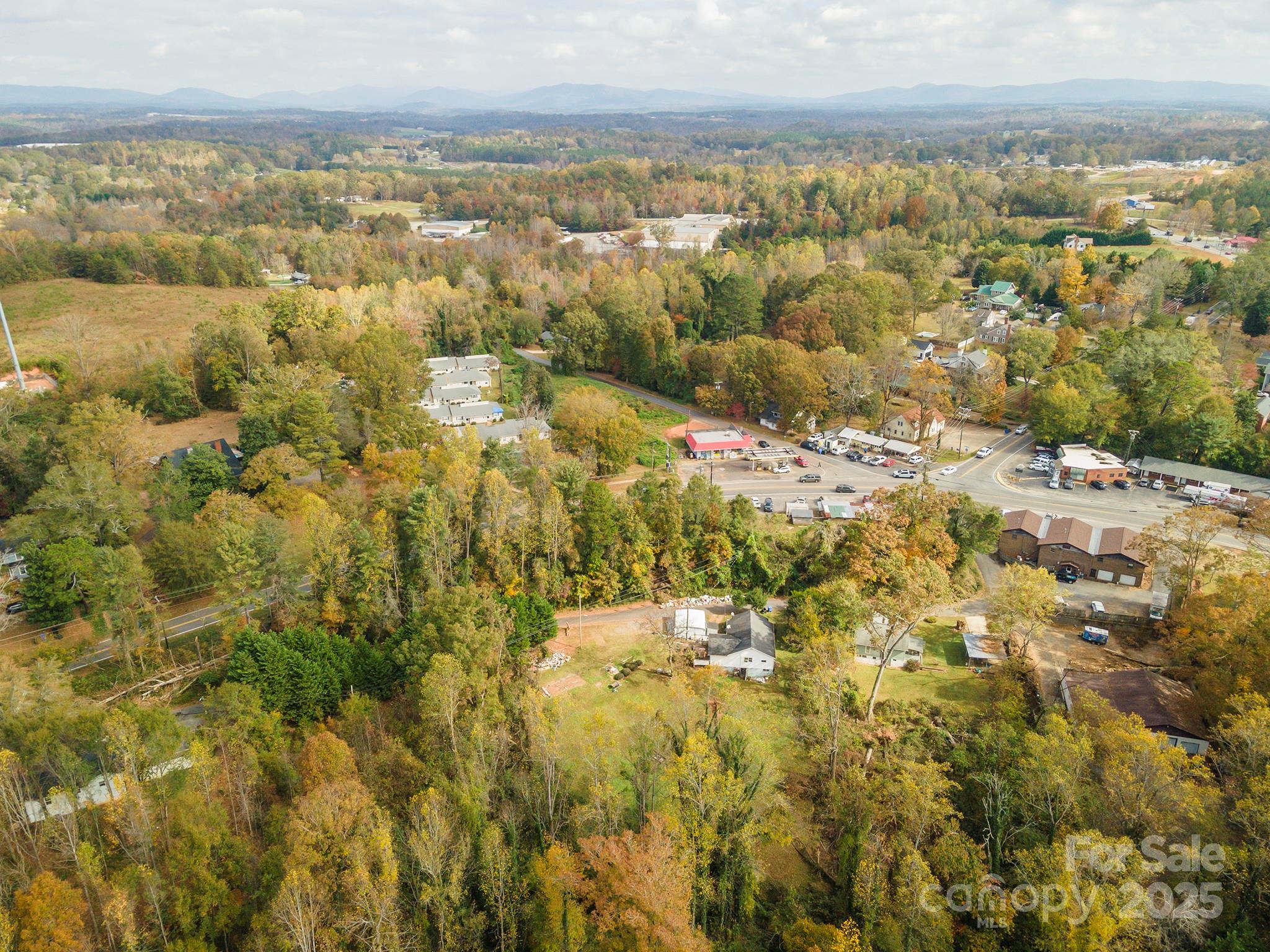 99999 Hickory Street