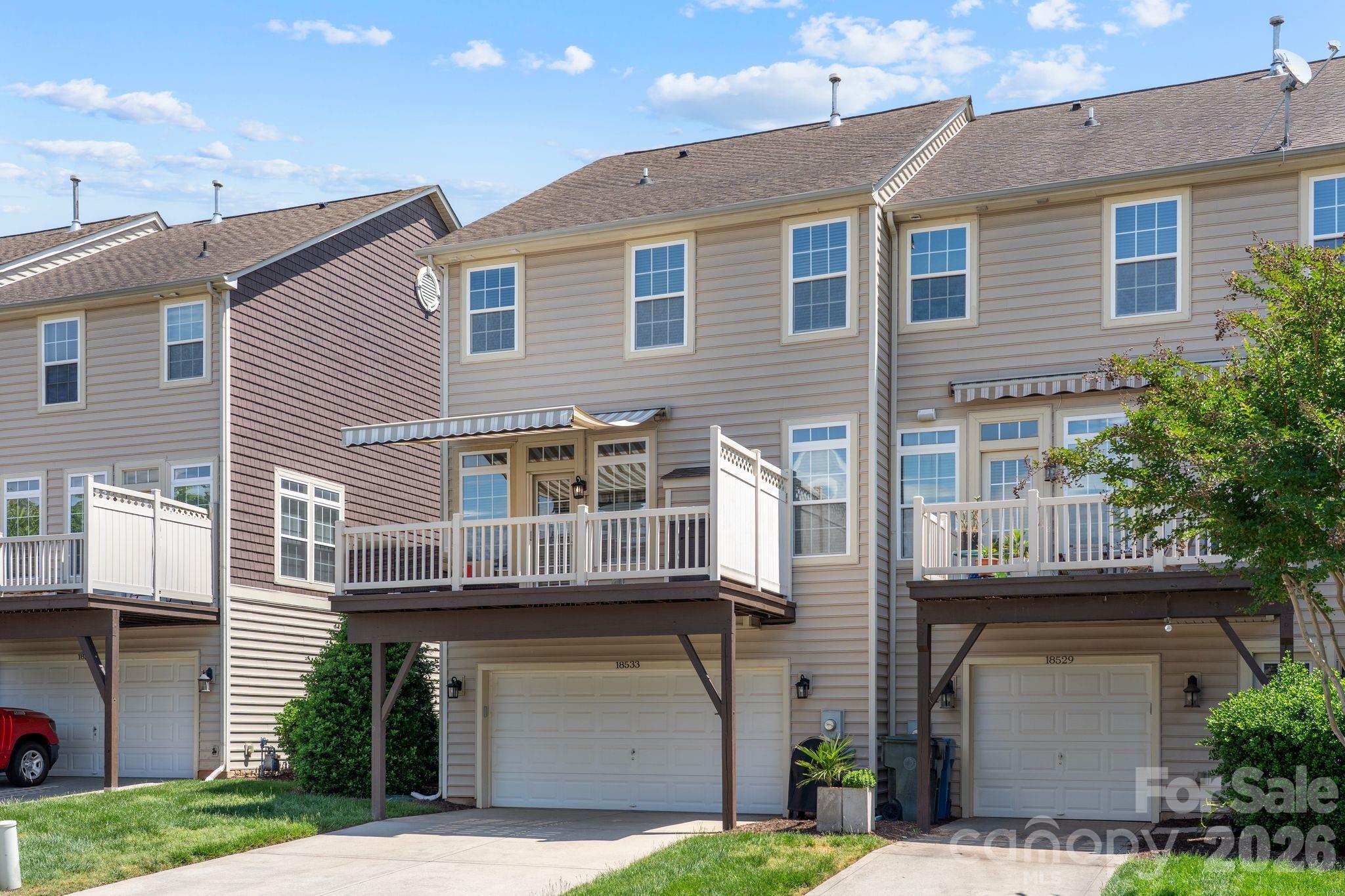 Harborside Townhomes - Residential