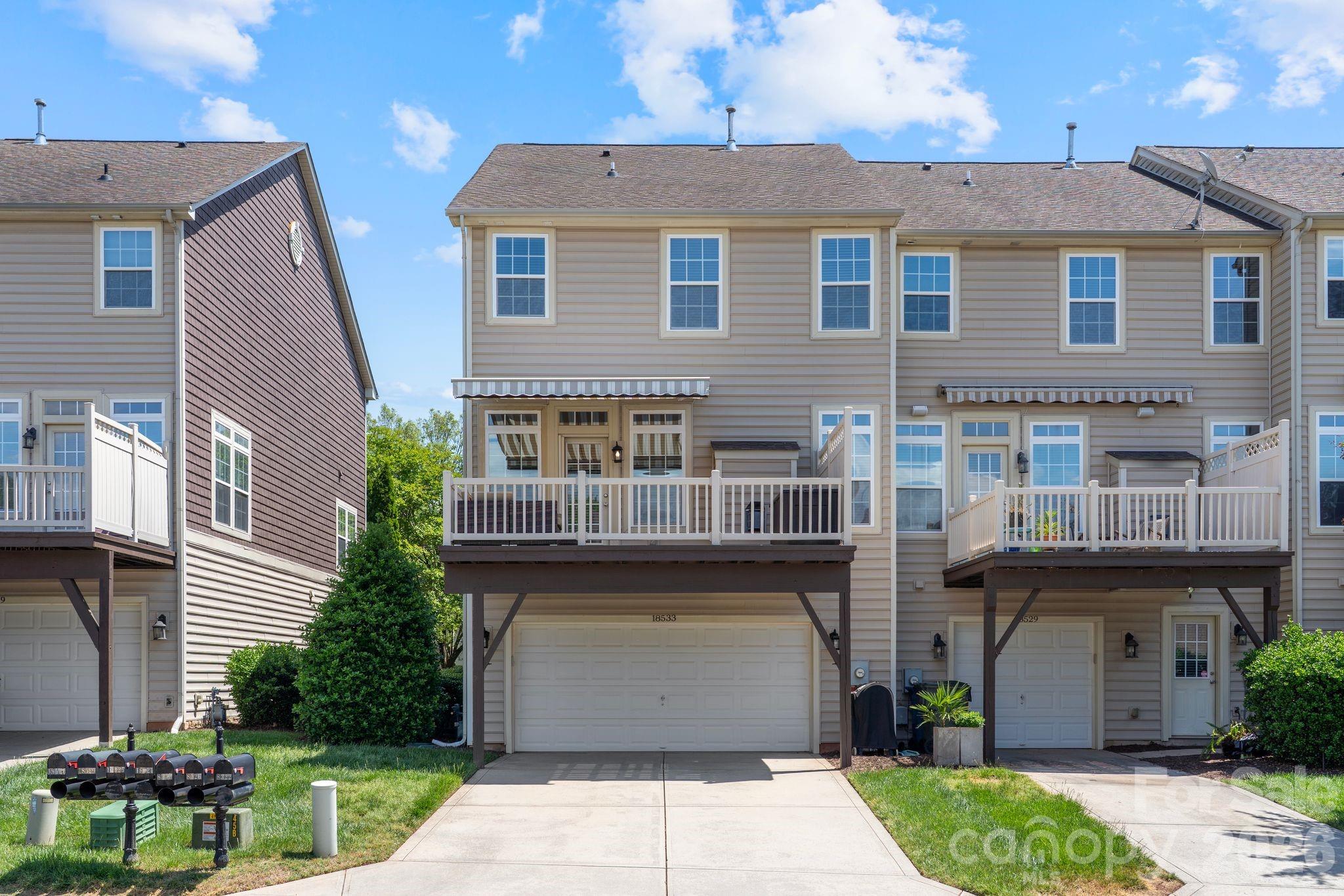 Harborside Townhomes - Residential