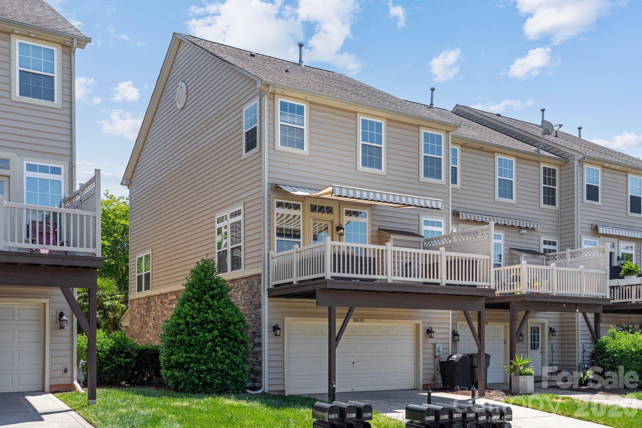 Harborside Townhomes - Residential