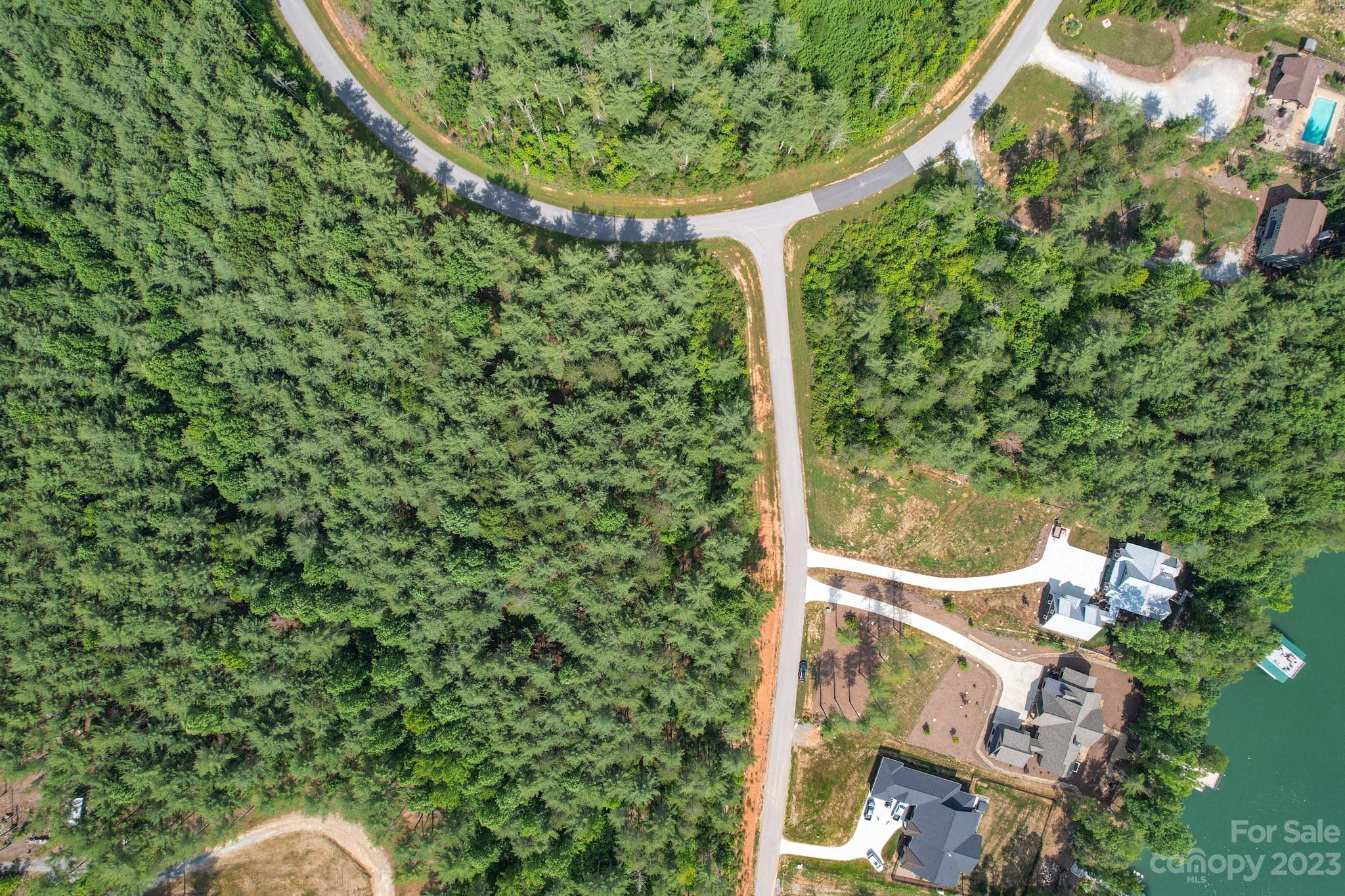 The Peninsula at Lake James - Land