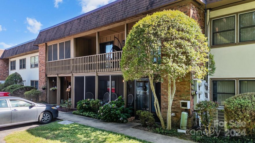 Location! Location! Location!! Spacious and updated 3 bedroom condo in downtown Holly Crest. Dedicated parking.