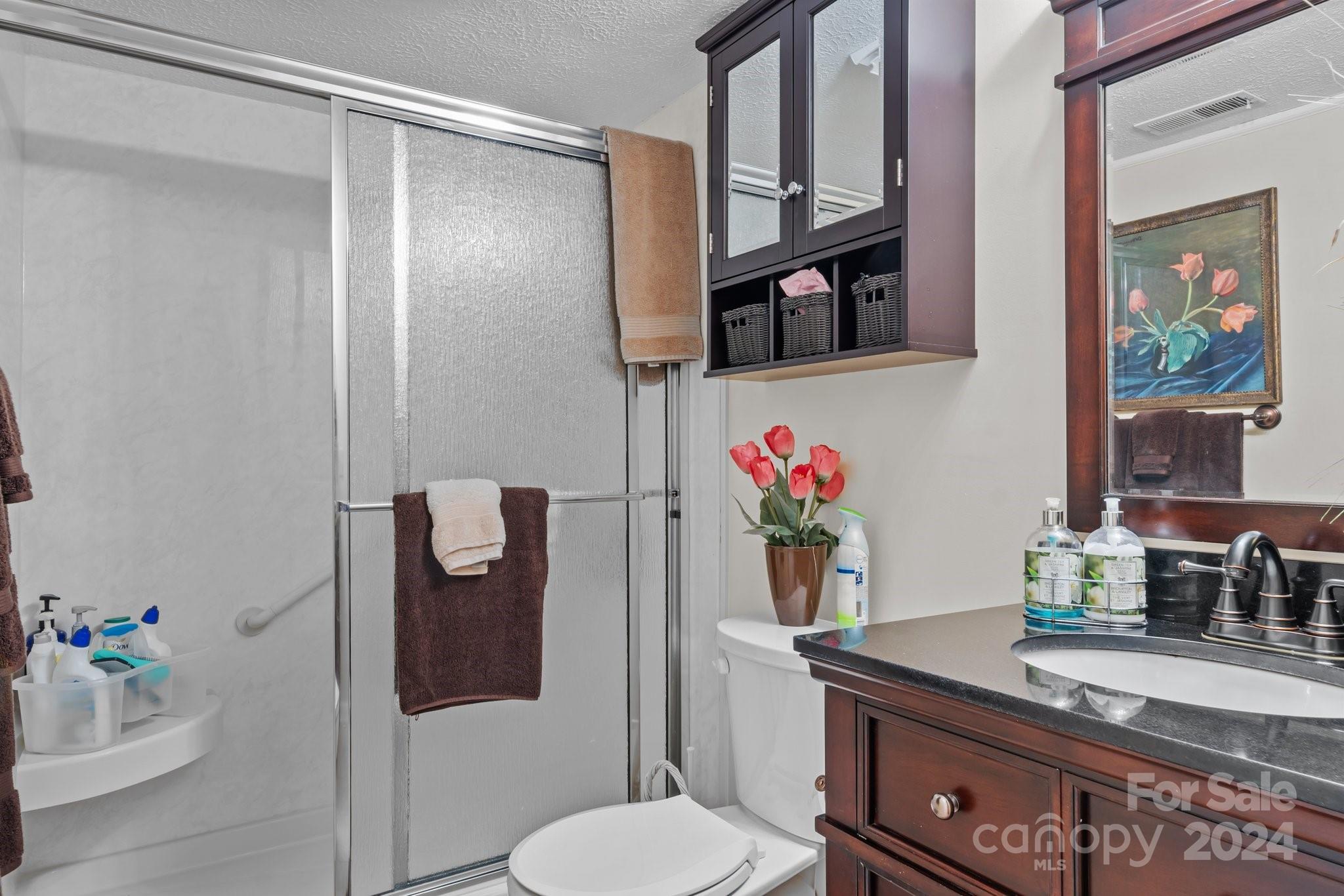 Holly Crest - Residential