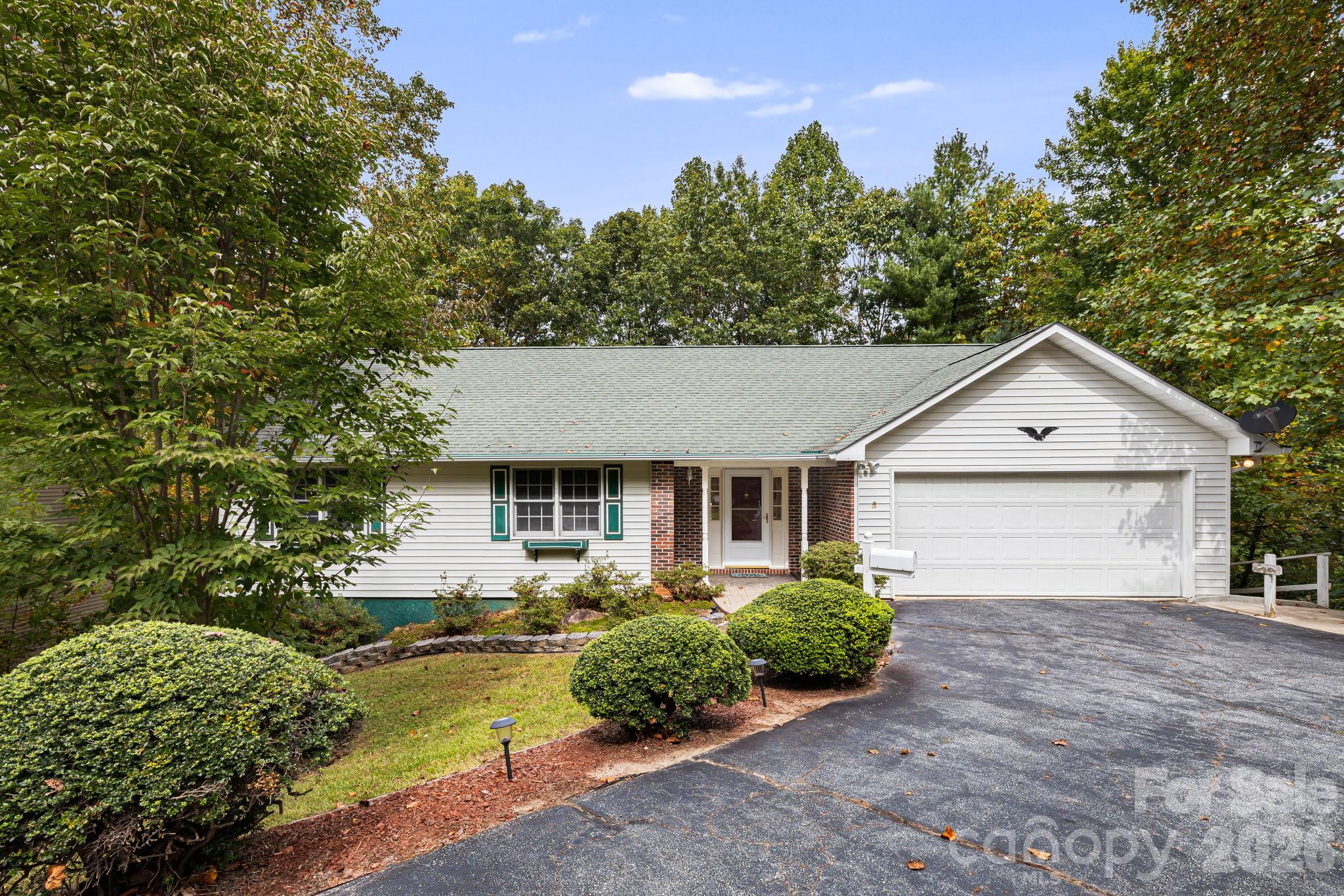 103 Tarragon Place