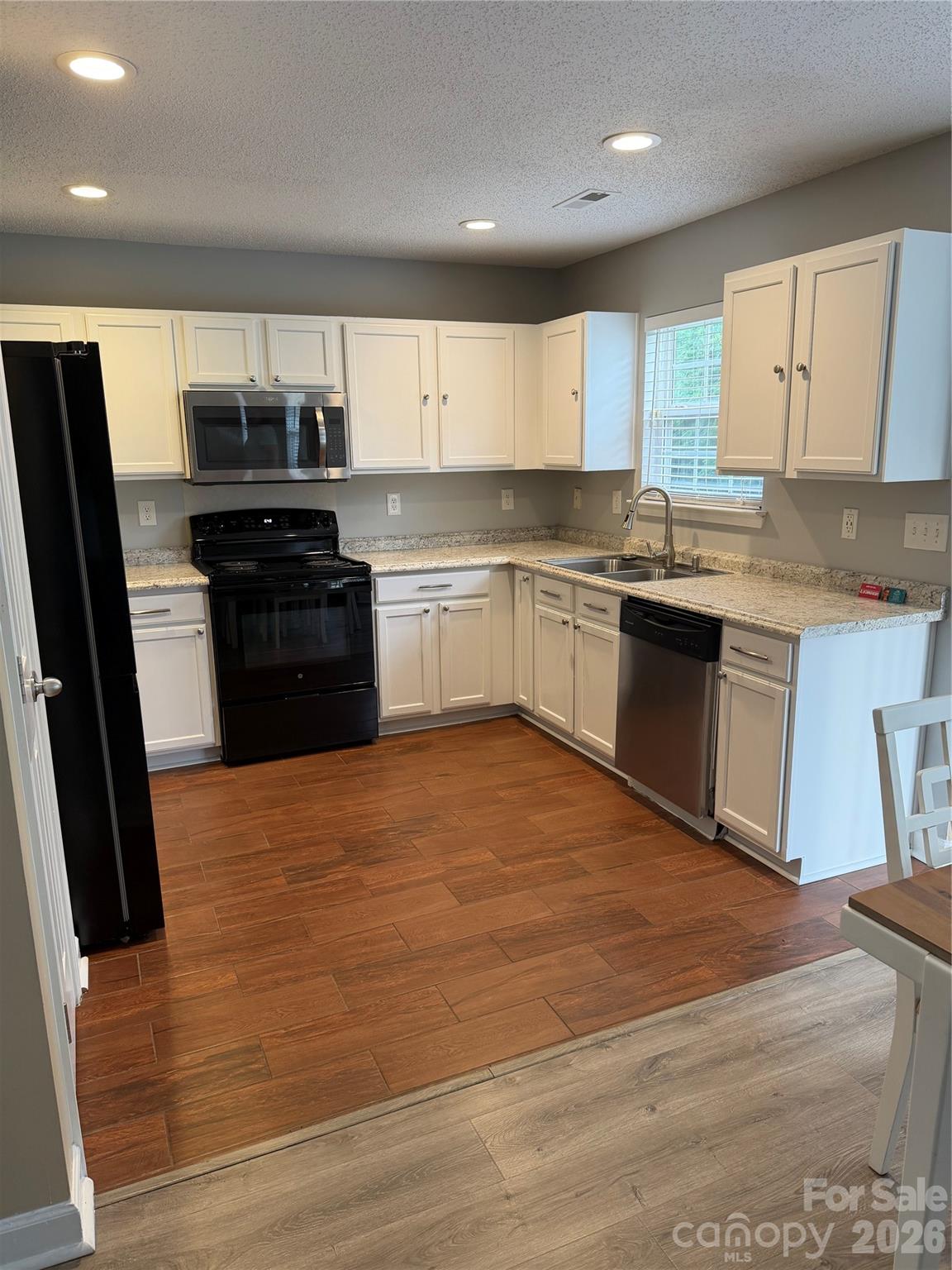 9233 Simonton Drive