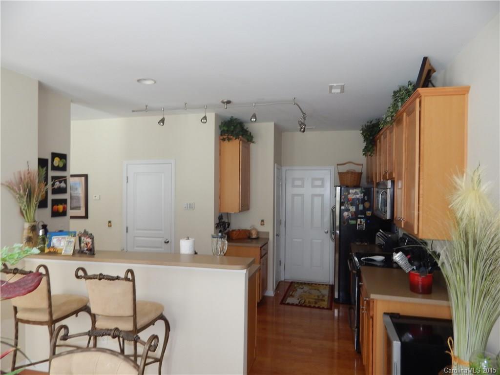 Ridge Pointe - Residential