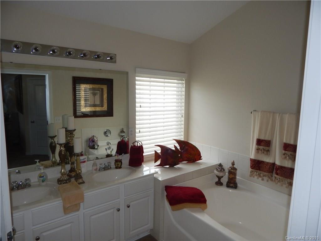Ridge Pointe - Residential