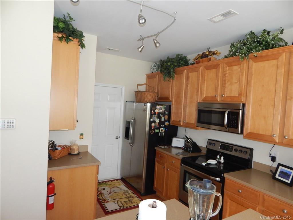 Ridge Pointe - Residential