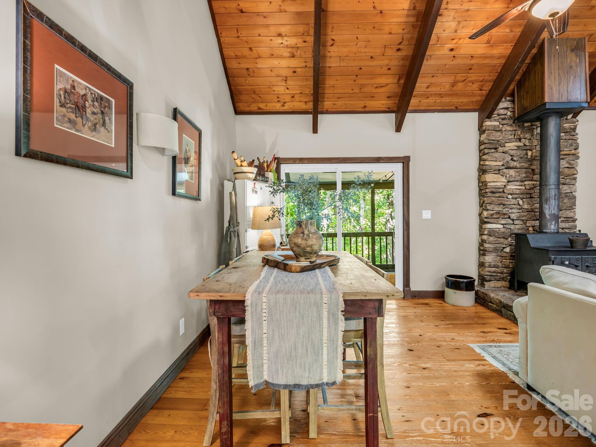 2760 Ugugu Drive