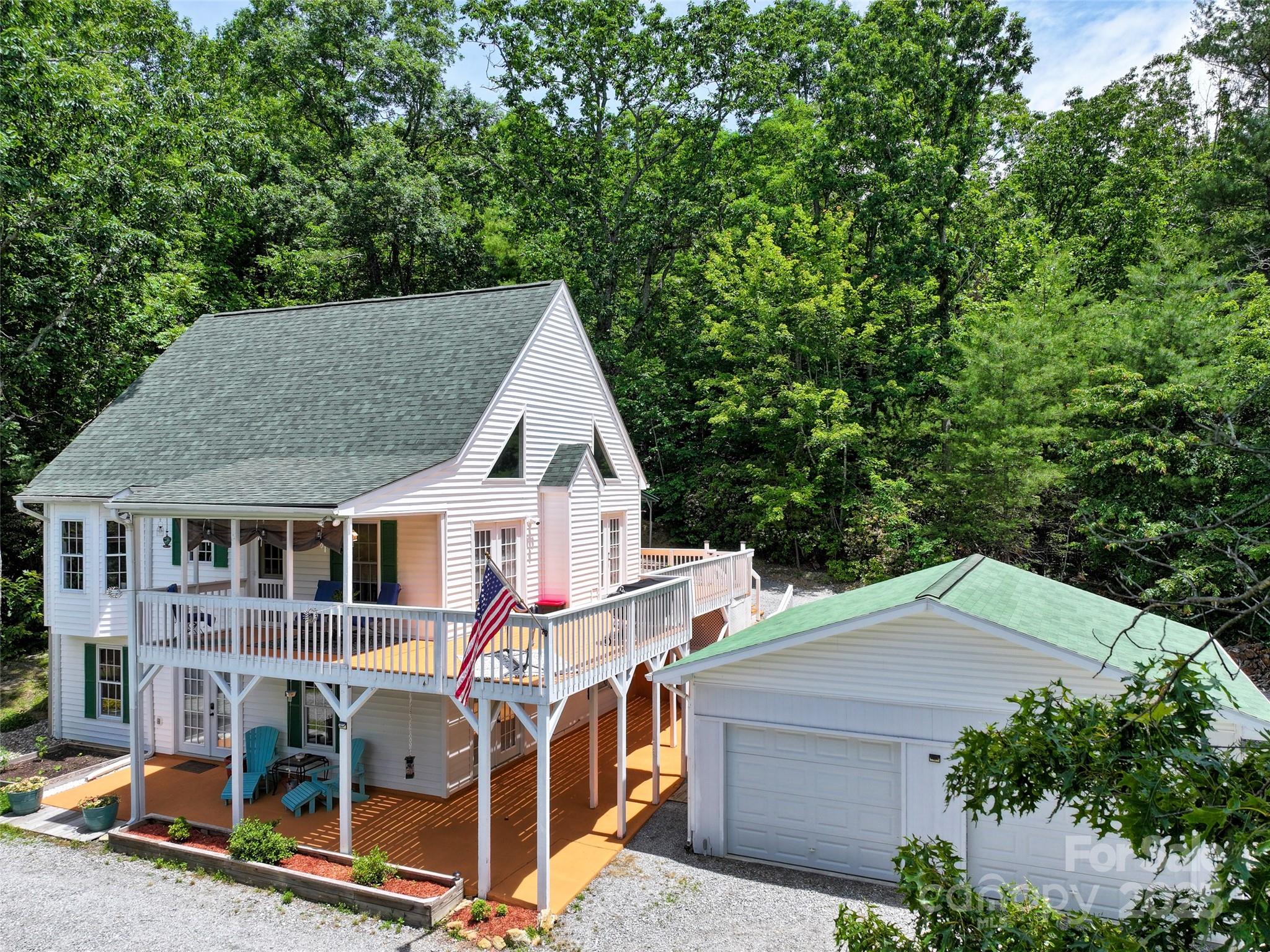 186 Hawks Point Drive