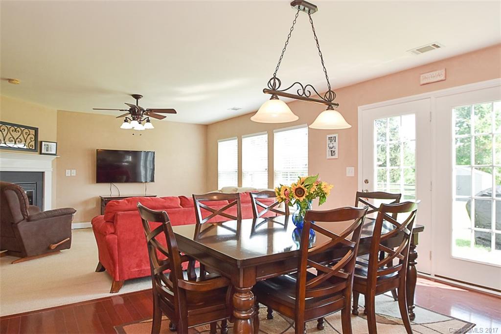 Hamilton Lakes - Residential