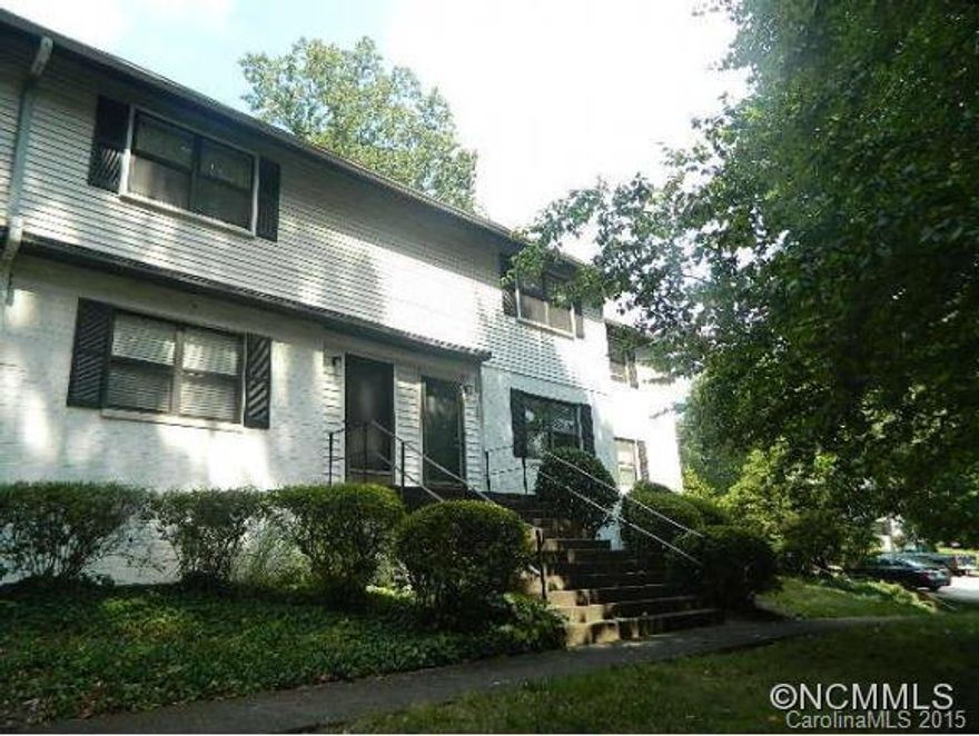 In town condo located close to Mission Hospital, shopping, The Biltmore House, and many restaurants.  Easy access to downtown Asheville and I-40. Lovely wood floors and some nice updates. Includes a stack-able washer and dryer.  Water included with monthly association fee. Two story unit with no one living above or below.