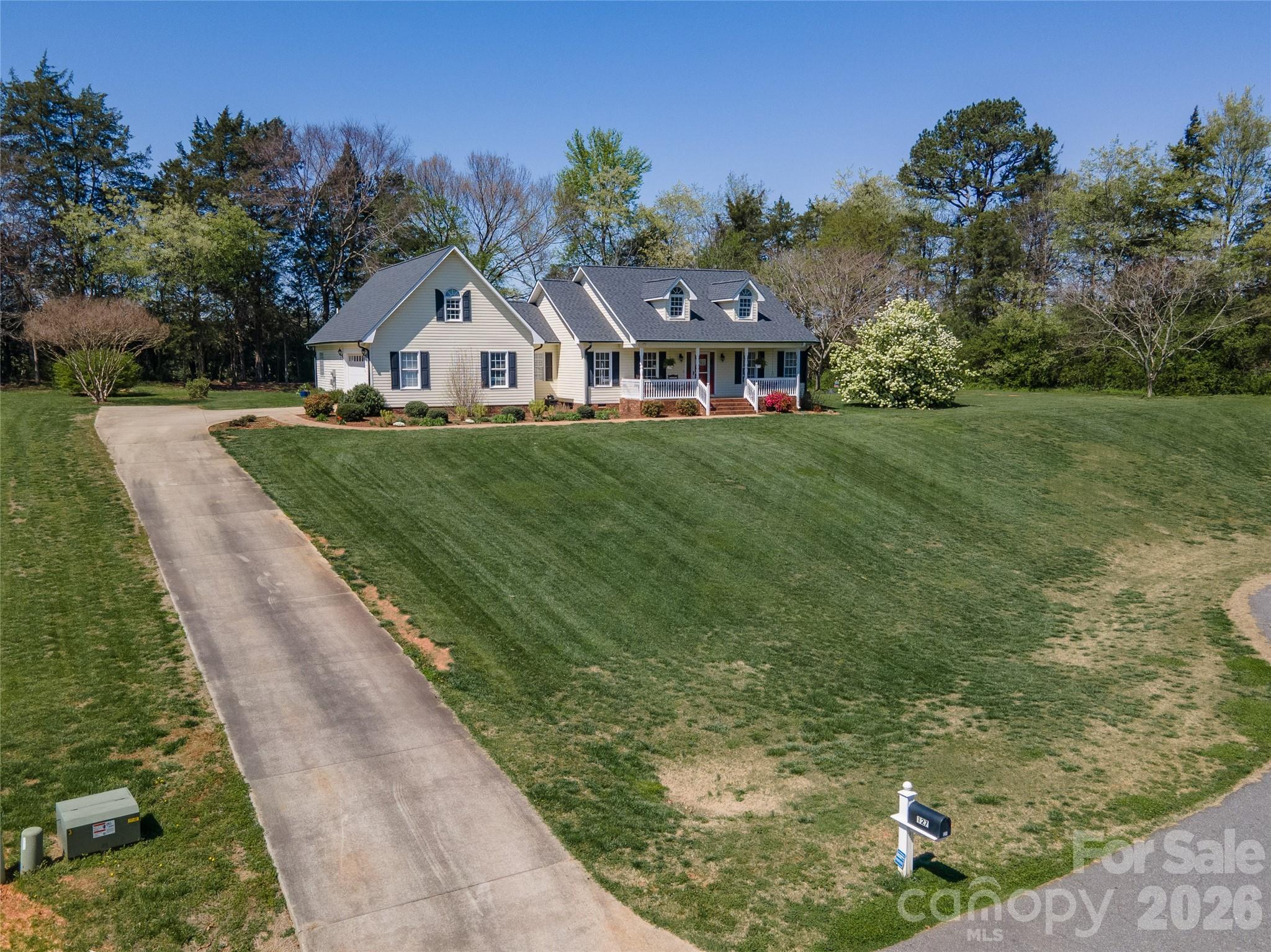127 Millbranch Lane