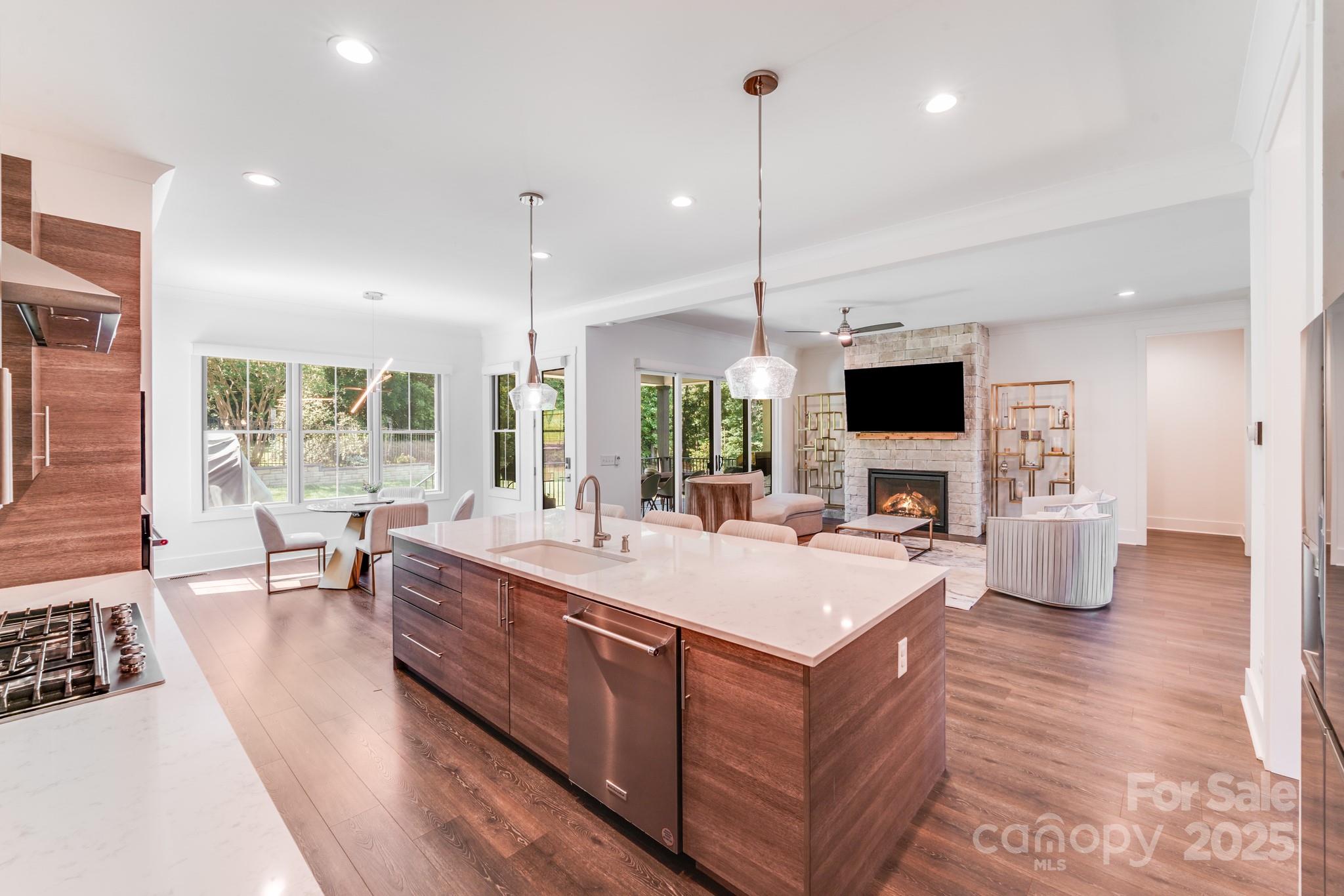 Greyson - Residential